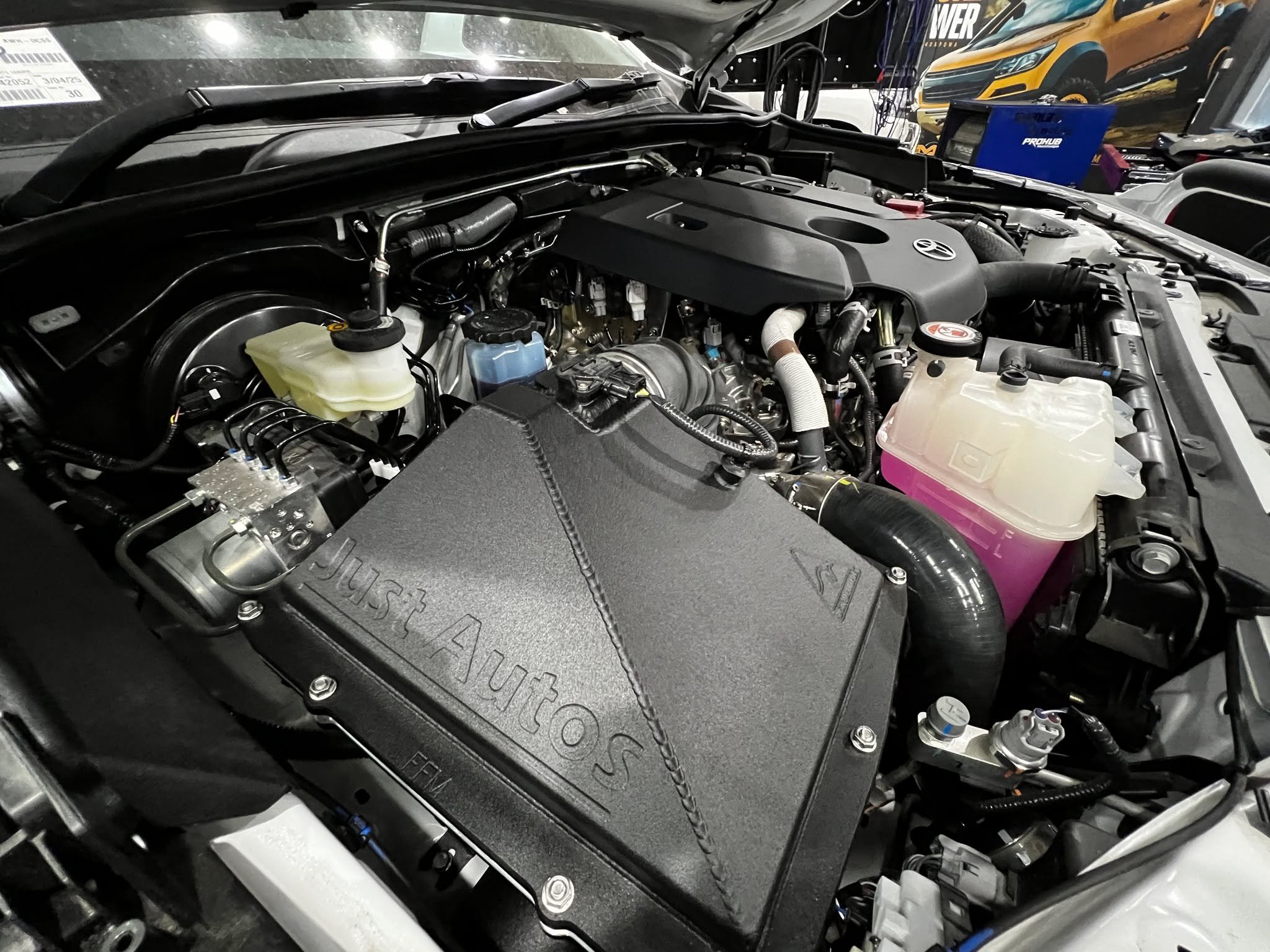 Just Autos Package 2 for this N80 Hilux.
💥Air Box
💥Exhaust System
💥Multi Mapping
💥Easy Lock
The transformation of these vehicles with the Just Autos upgrade is second to none. If you want to transform your Hilux with an additional 35+ wheel Kws a