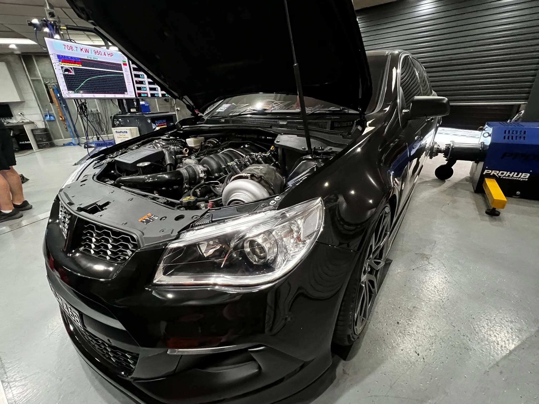 The Brock Mobile....Koster Automotives VF LSA not so much LSA wagon on the hubs after a little turbo change, engine swap cam change and torque converter change.
Lets just say this thing spend a lot of time at high wheel speed but slow vehicle speed s