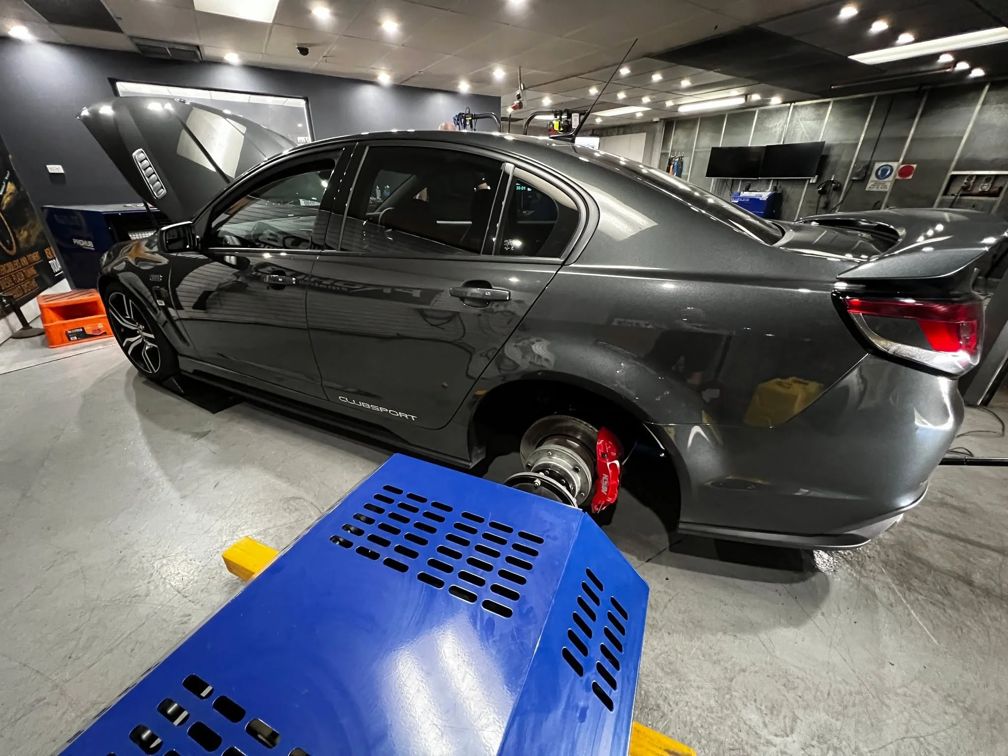 VF LSA Clubsport getting a little tickle up on the hub. Harrop Engineering Intake, Full exhaust and custom tune to not only help with some blower noise but also achieve a V8 note. Josh got to work calibrating the engine to drink some 98 octane fuel a