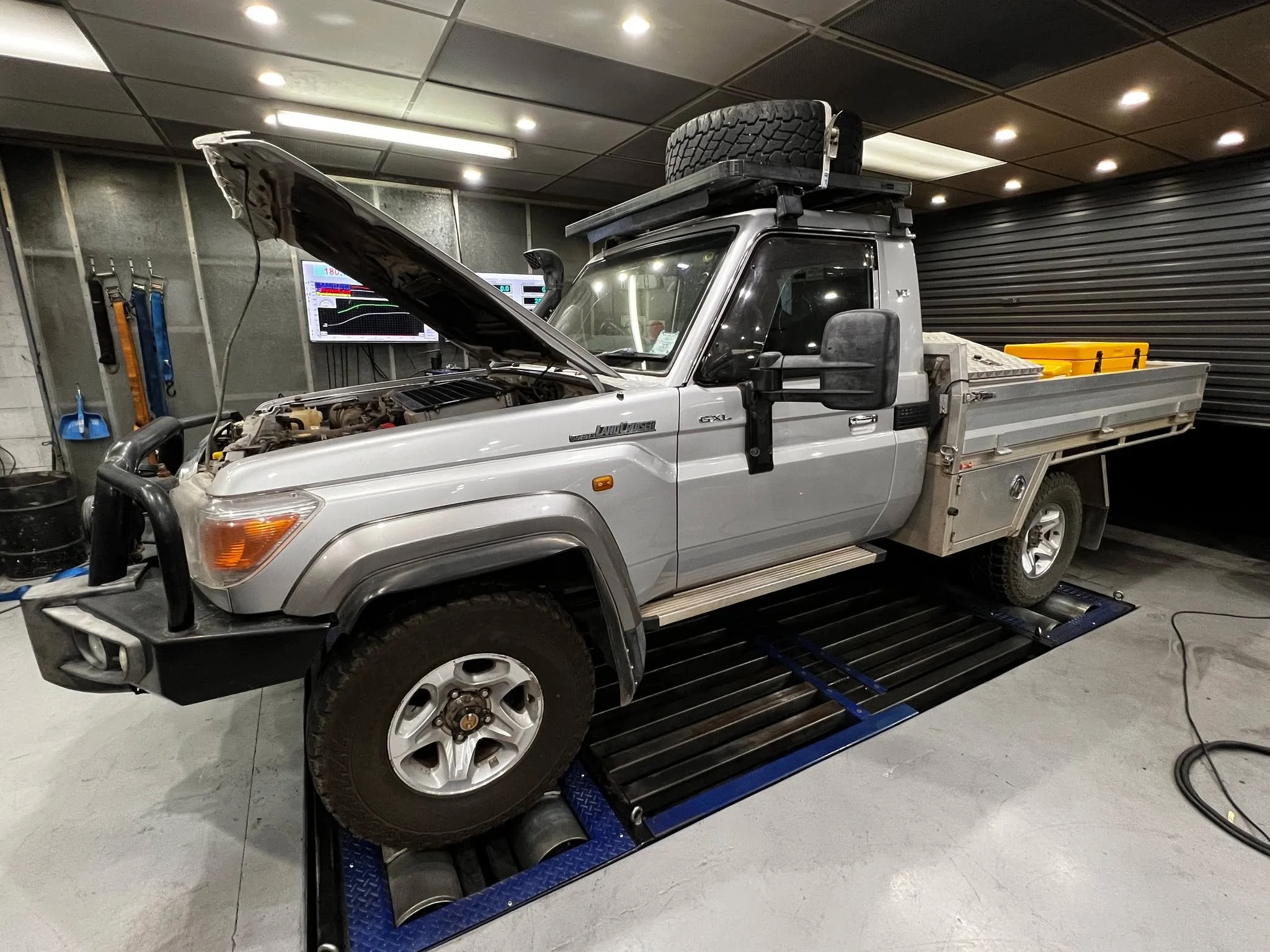 79 Series Single cab work horse booked in to fix up previous tune and calibrate correctly. When you make an additional 200nm of torque at 2000rpm the difference is night and day. We live, breathe and poop these vehicles, so a simple power run with a 