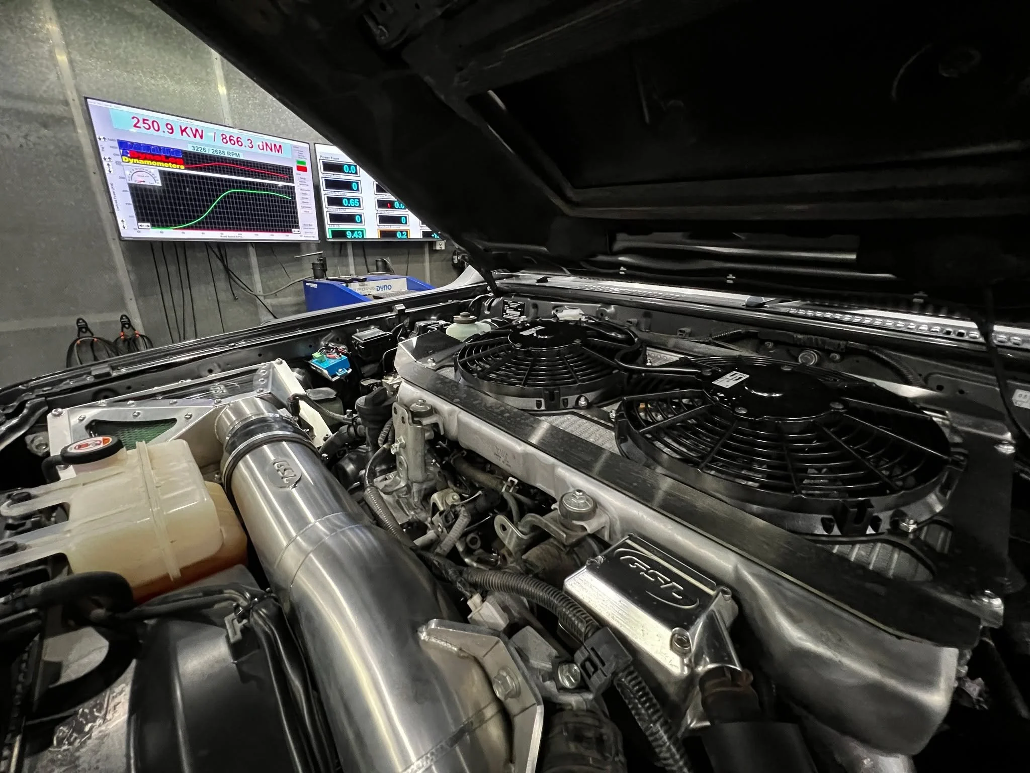 GSL Fab Pty Ltd equiped 79 series. This customer came to us to fit up a host of parts  and get sorted on the dyno. With the intense turbo fitted and a set of +50 injectors it was time for a custom dyno tune. Great power from this combo.
 #morpowasa #