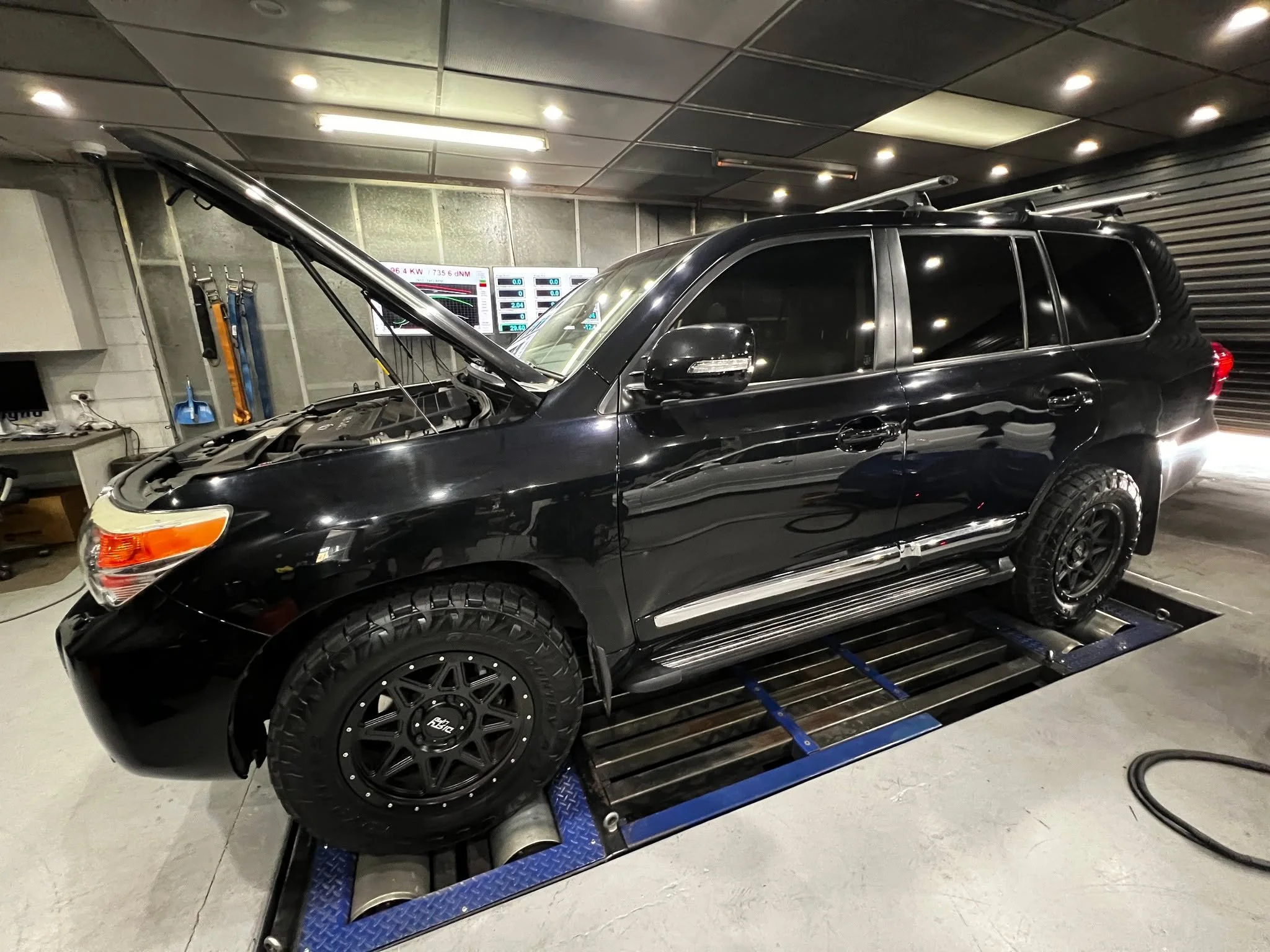Getting this 200 series dialed in. Massive mid range gains in both power and torque and all tied together with our full custom transmission calibration with torque converter lock up. If you want that better driving experience from your Toyota, then w