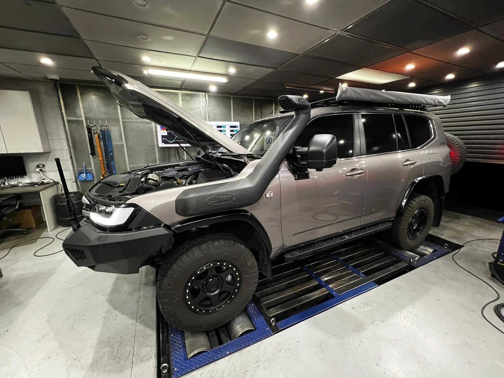 Yet more Just Autos 300 Series Upgrade packages. 
This vehicle cam in for Package 2 to increase its power and torque to get the best proven power for towing and off road expeditions. This vehicle picked up a massive 125kw gain at all 4 wheels.
If you