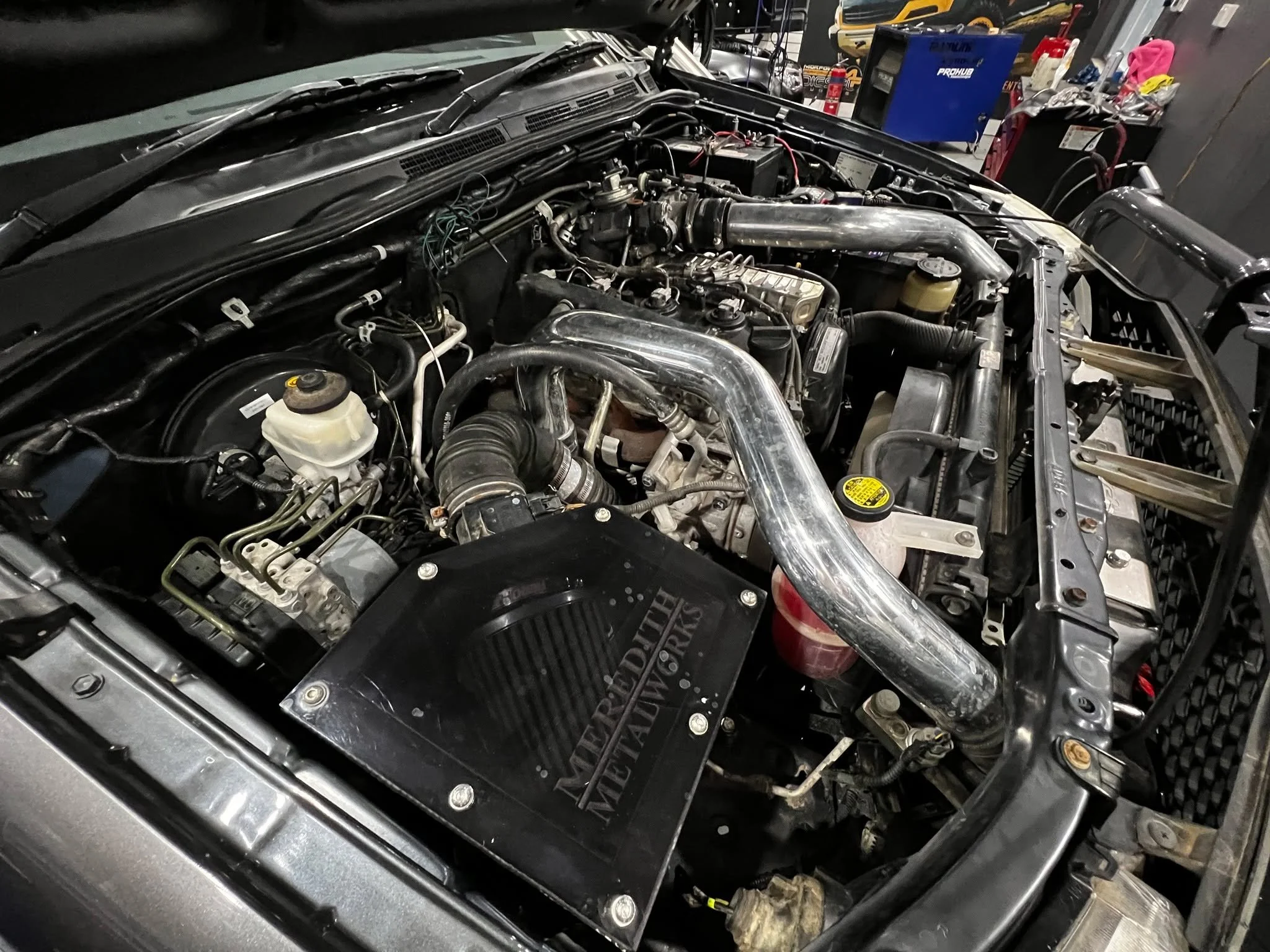 N70 with some fruit packed under the hood. Front mount, Injectors, Turbo and on the rollers for. a custom tune. These early model 3ltr 1KD engines still punch above their weight. For all your custom Toyota tuning, contact the office on 82642077
 #mor