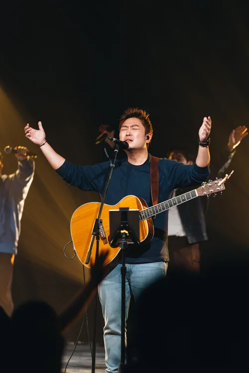 Awaken Generation worship leading course