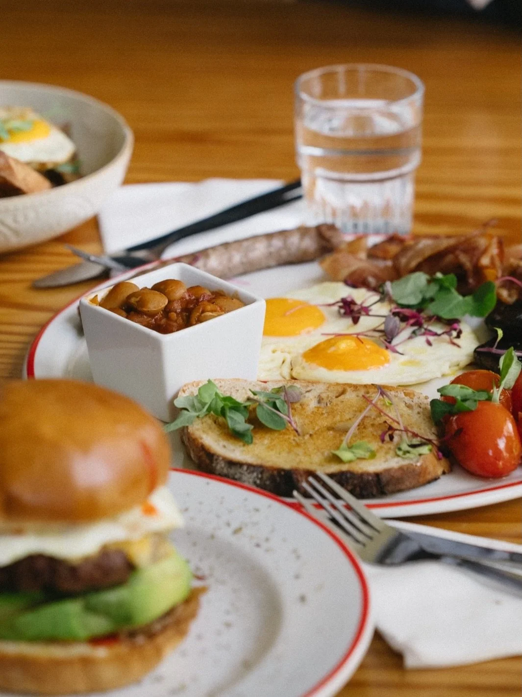 Winter mornings never looked so good✨

Golden eggs 🍳 | Crispy bacon 🥓 | Buttery toast 🥖 | Fresh seasonal flavours ✨

Our new Winter Breakfast Menu has landed at Festa Restaurant, serving comfort, warmth, and brunch perfection on every plate. ☕️🤍