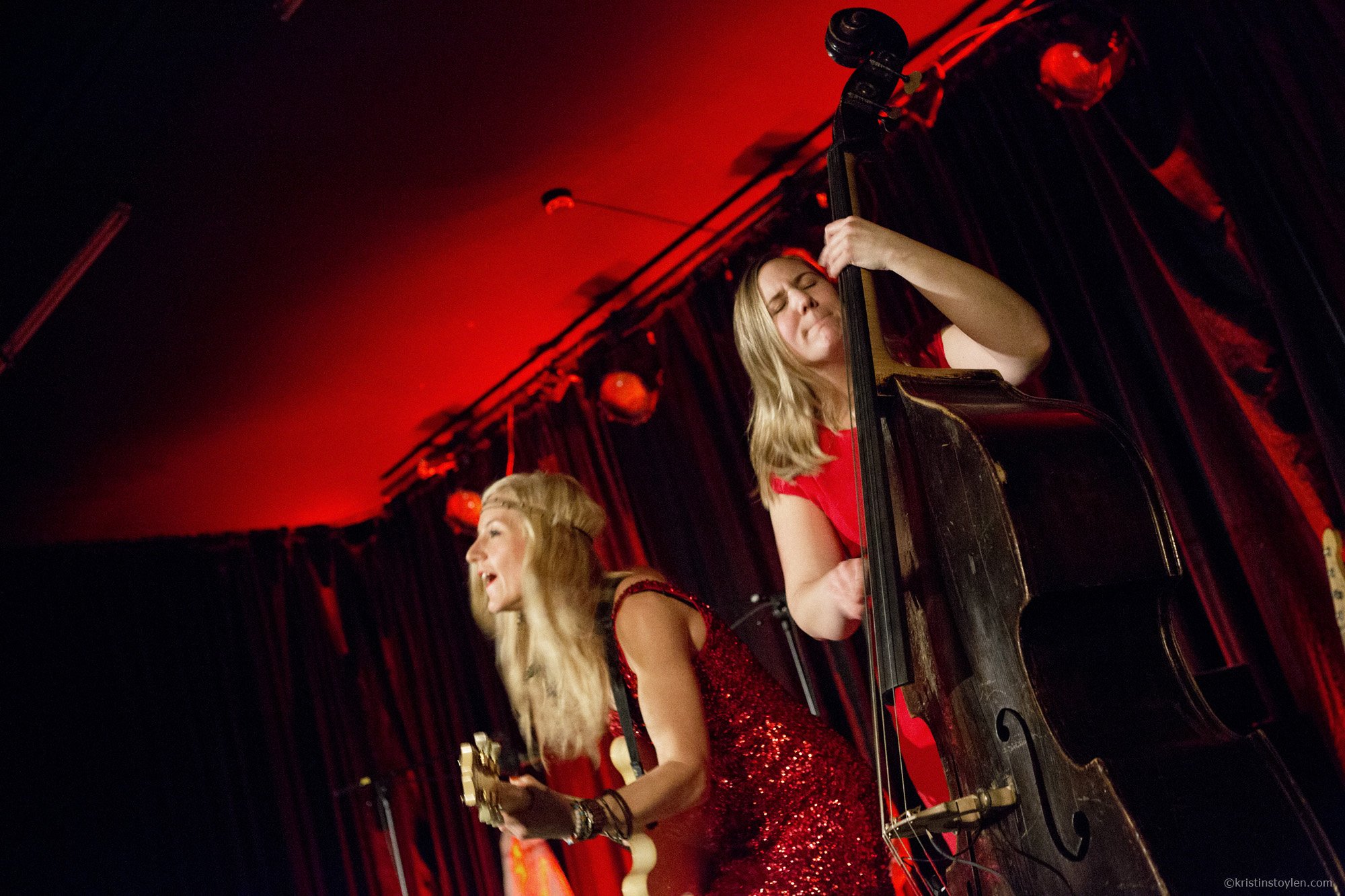 HedvigMollestadTrio_Spellemanndagene_Spor5_16_FotoKristinStøylen.jpg