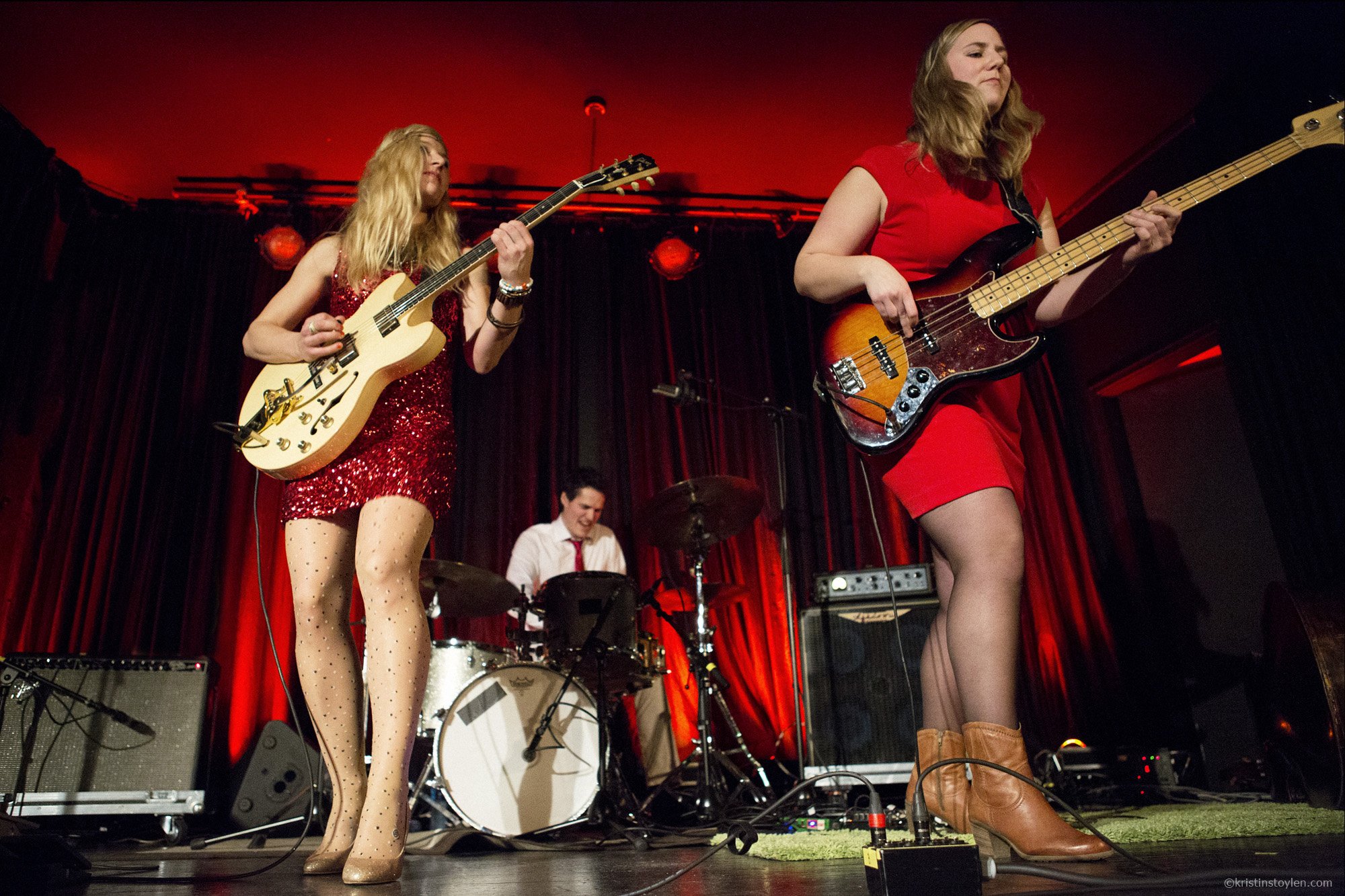 HedvigMollestadTrio_Spellemanndagene_Spor5_22_FotoKristinStøylen.jpg
