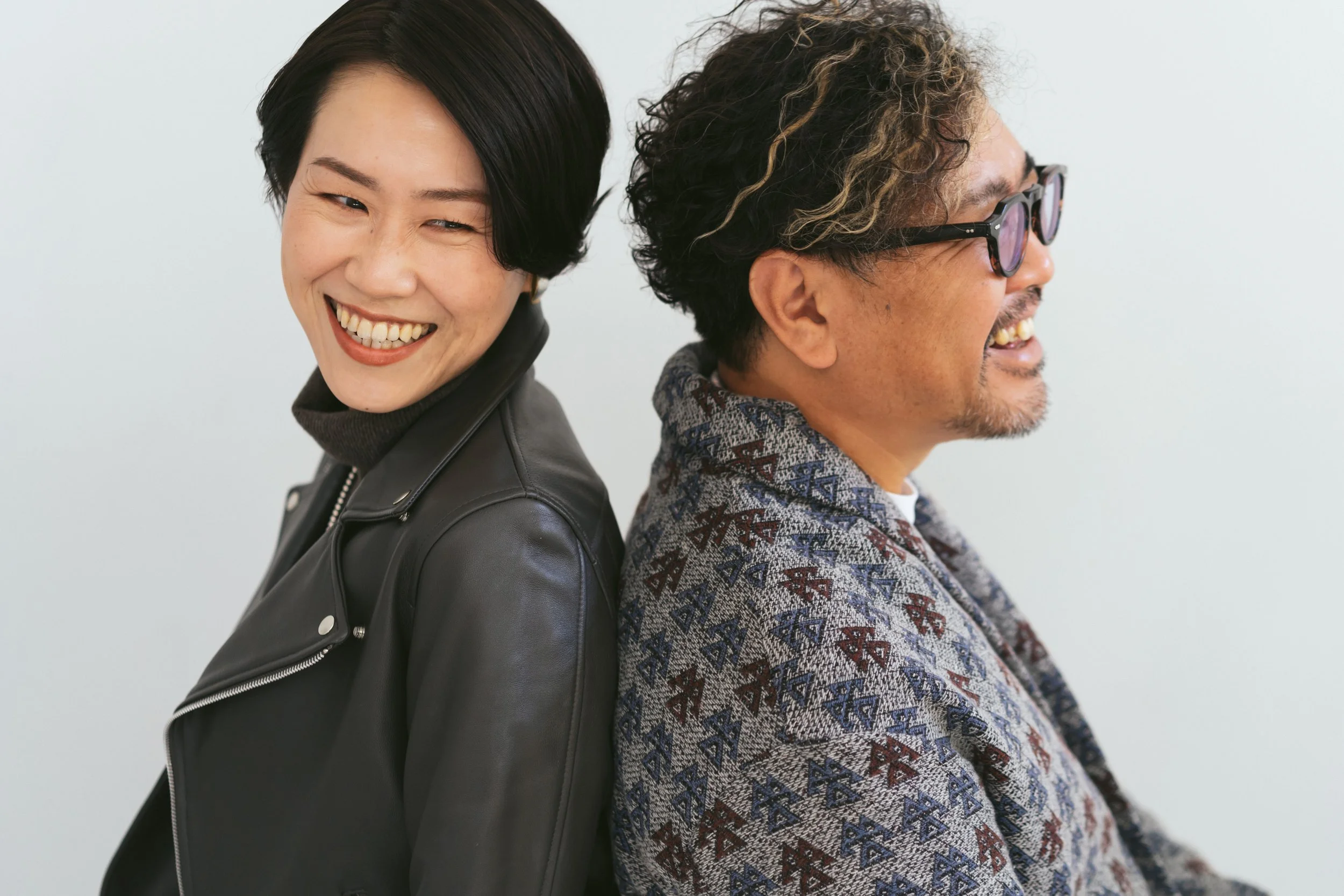 苦労は分かち合い 楽しみは2倍に　公私ともに歩んだ夫婦の軌跡を写真に残して