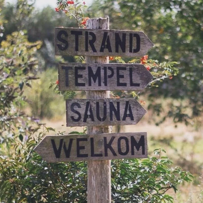 Een retraite organiseren is leuk, maar niet altijd even eenvoudig&hellip;

Daarom delen we in onze nieuwste blog wat er vaak misgaat achter de schermen van een retraite en vooral ook hoe je dit als beginnende retraite organisator kunt voorkomen. Hand