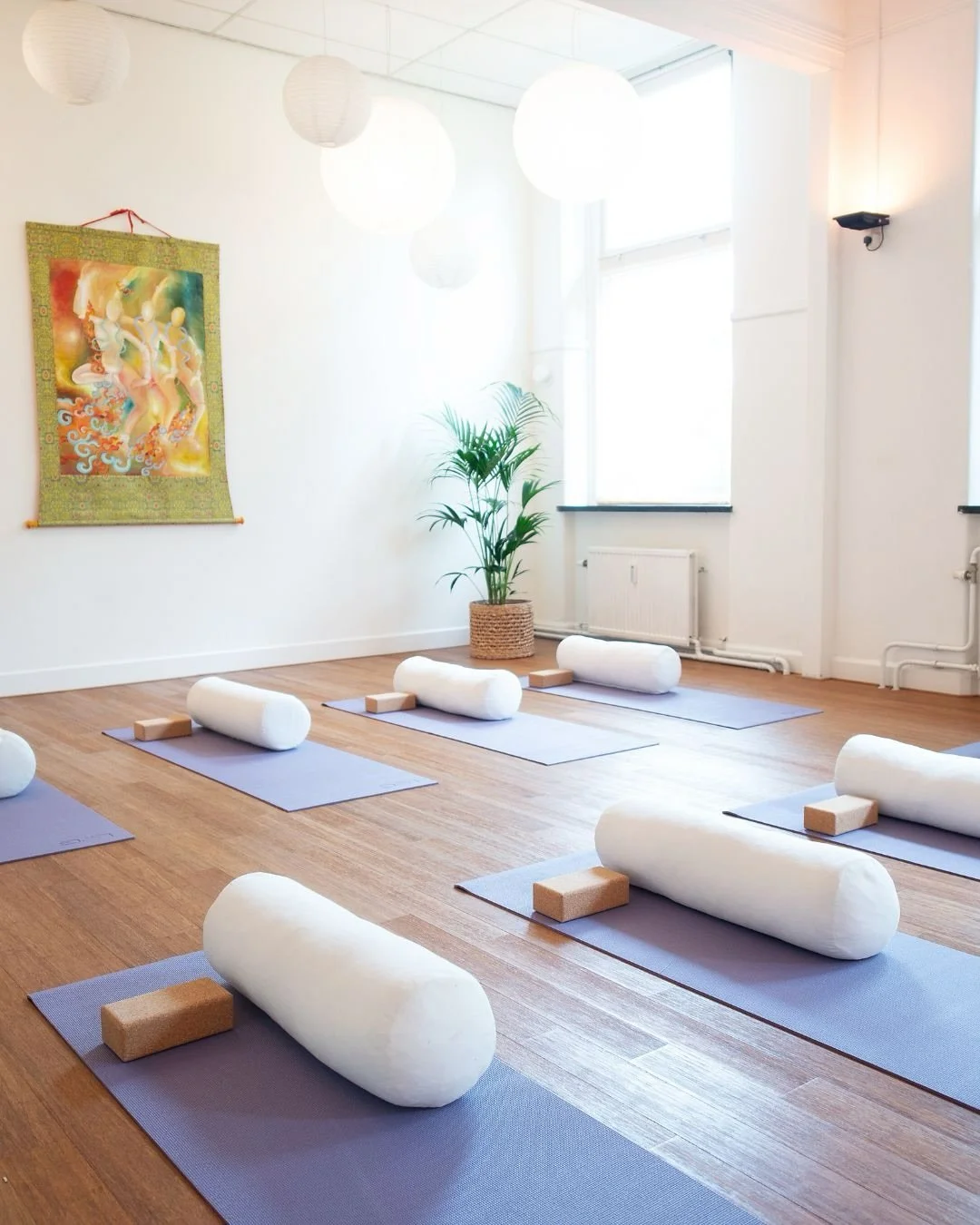 We zijn super trots dat we weer een nieuwe prachtige locatie aan ons platform hebben toegevoegd. Welkom @hearttoheartcentrum op Het Retraitehuys 🫶

Je vindt Heart to Heart in Bussum, op een karaktervolle locatie waar rust en een fijne sfeer samenkom