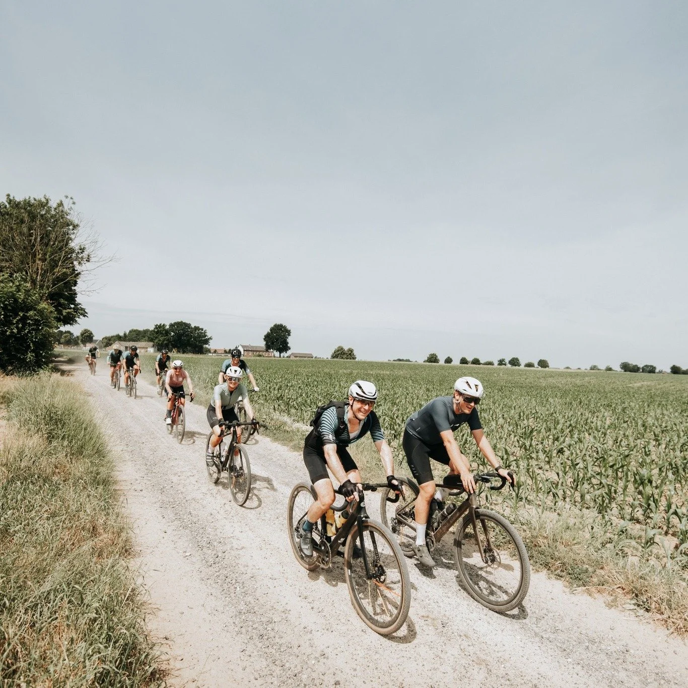 De aftermovie van de tweede editie van Gravel4AIR! Nu te zien op Youtube via de #linkinbio 🎥

#Gravel4AIR #Gravel #Aftermovie #Avontuur #RideLife #Riding #Bike #Fietsen