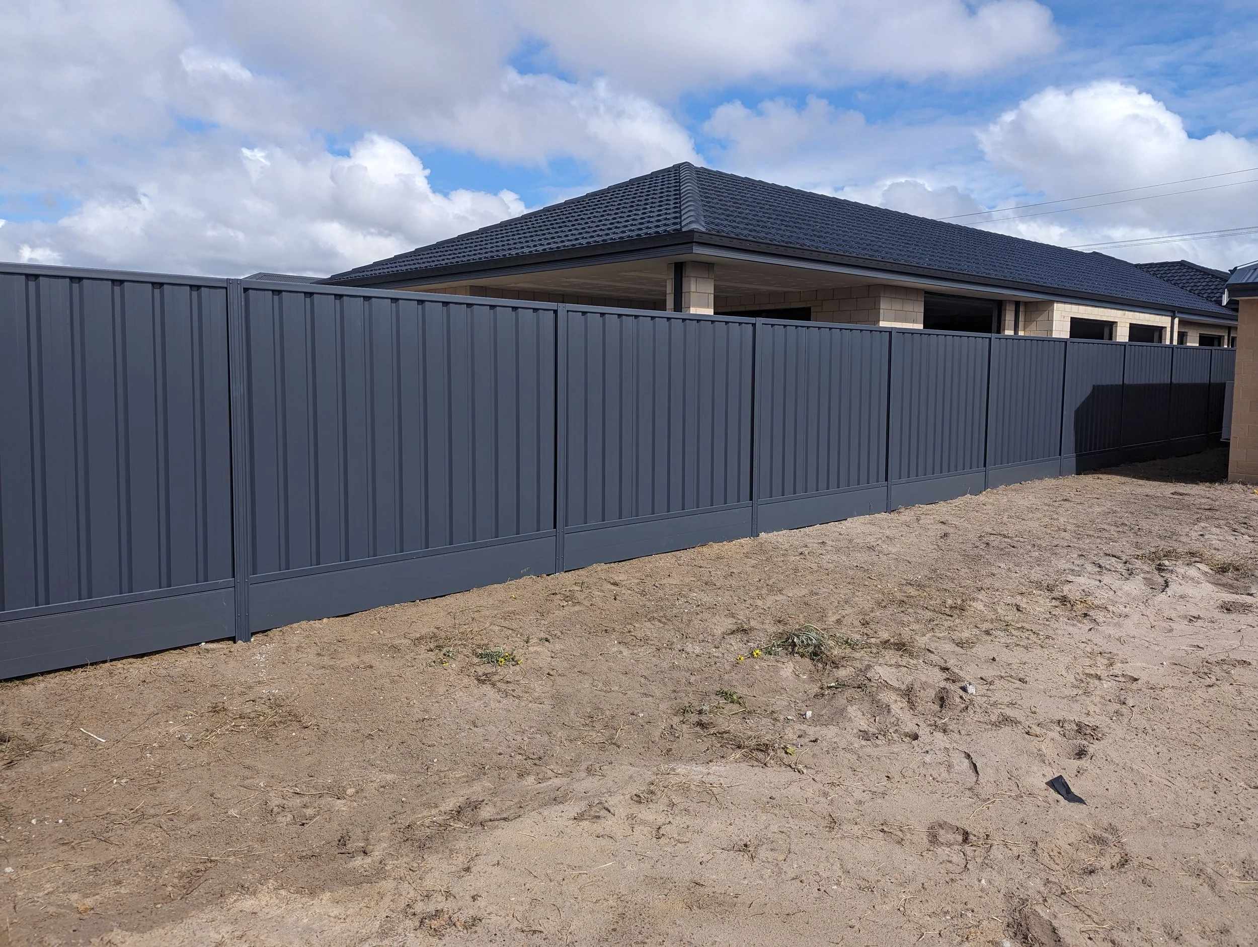 Subdivision Fence install Wilson 2023.jpg