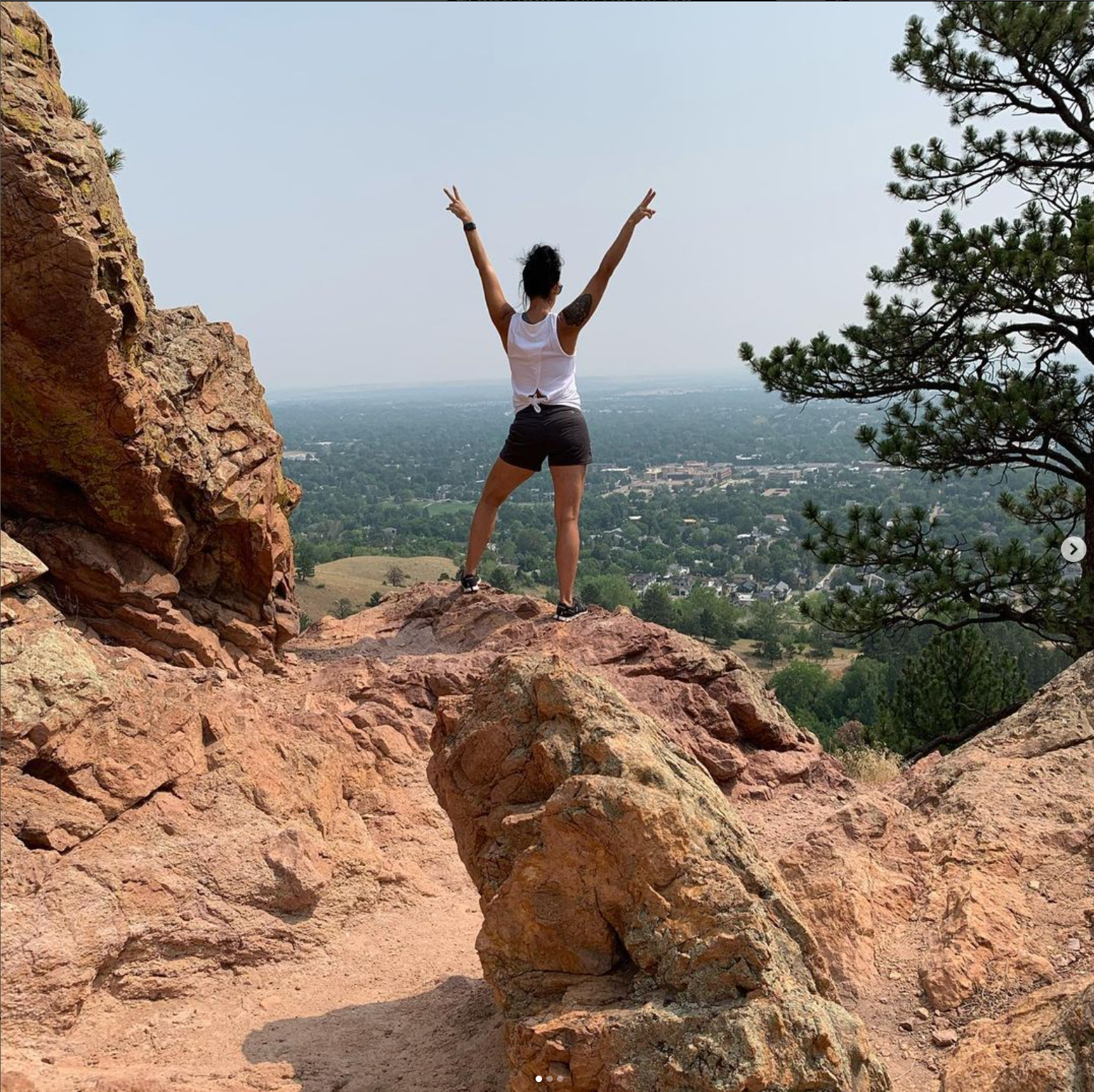 Lindsey Johnston yoga instructor and retreat director at Arizona women's yoga retreat.