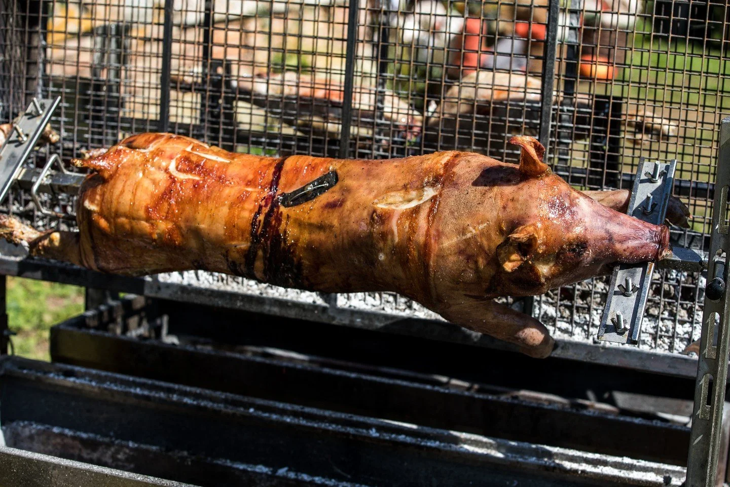 Our whole spitroast pig and lamb cooked for 7-8+ hours, suculent, with super crunchy crackling and perfectly pared with my handmade dips and sauces. Some of our clients like it cooked near where they will be eating as its very theatrical.
Images @cor