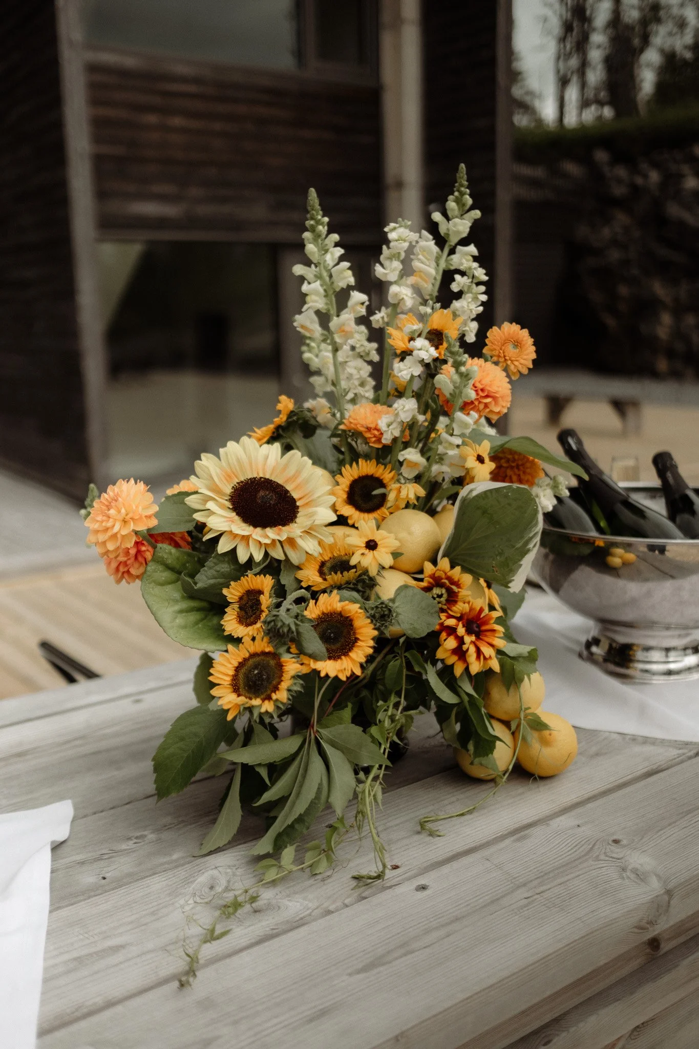 bröllopsfotograf åre jämtland blommor