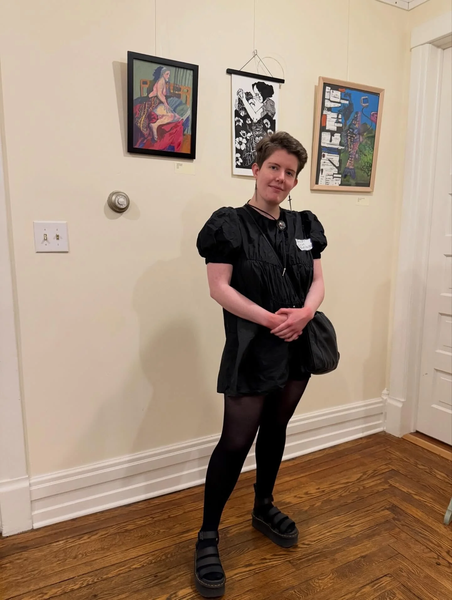 Thanks everyone who came to the opening reception last night for @etstew_art @georgiegyrl713 and @jj_honeyqueen734 💕🎉
.
.
.
#dzanchouse #michigangallery #ypsiart #annarborart #annarborartists