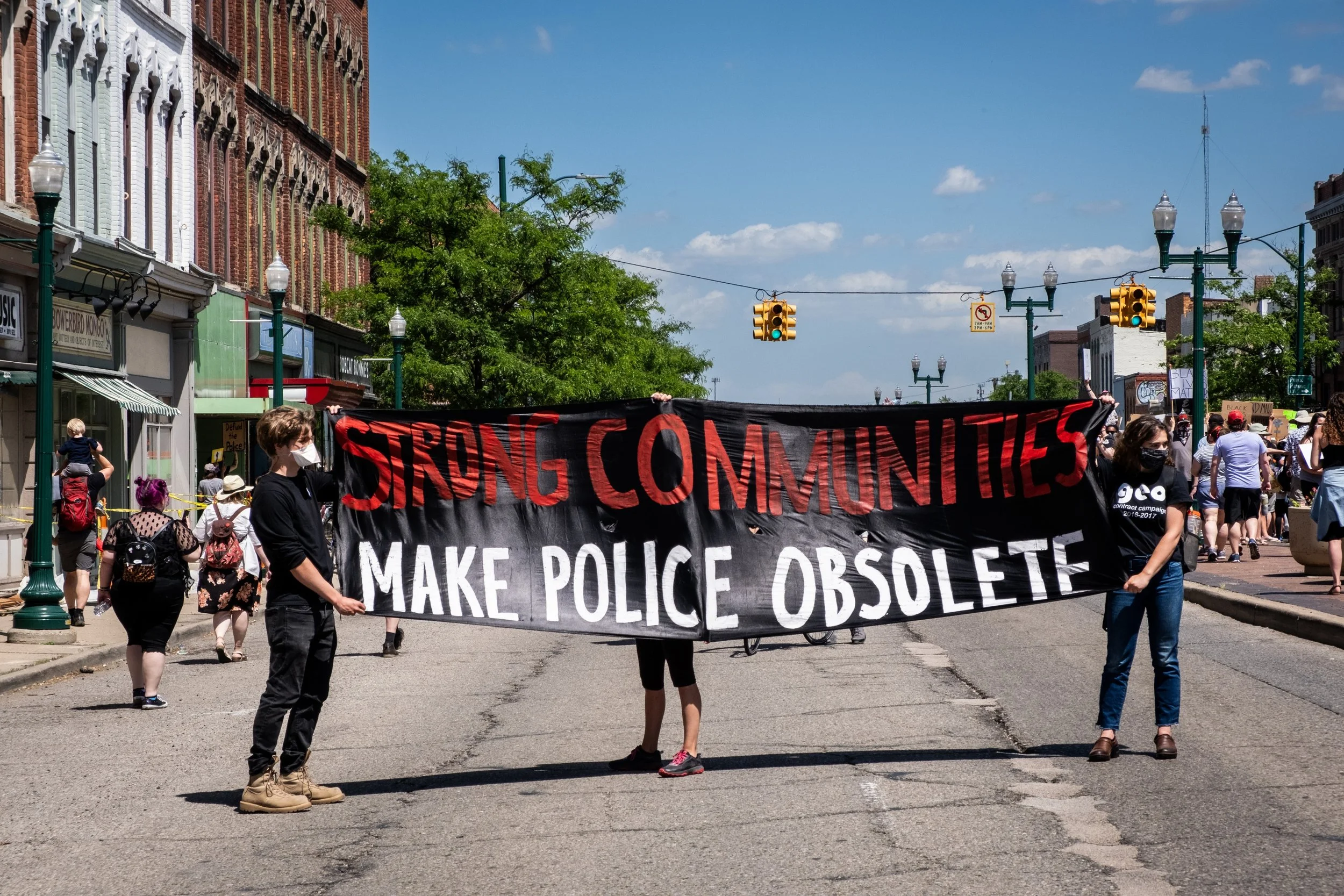 Emily Mills (@eemills29), “MAKE POLICE OBSOLETE,” Ypsilanti, Digital, FUJI X-T3, 2020.