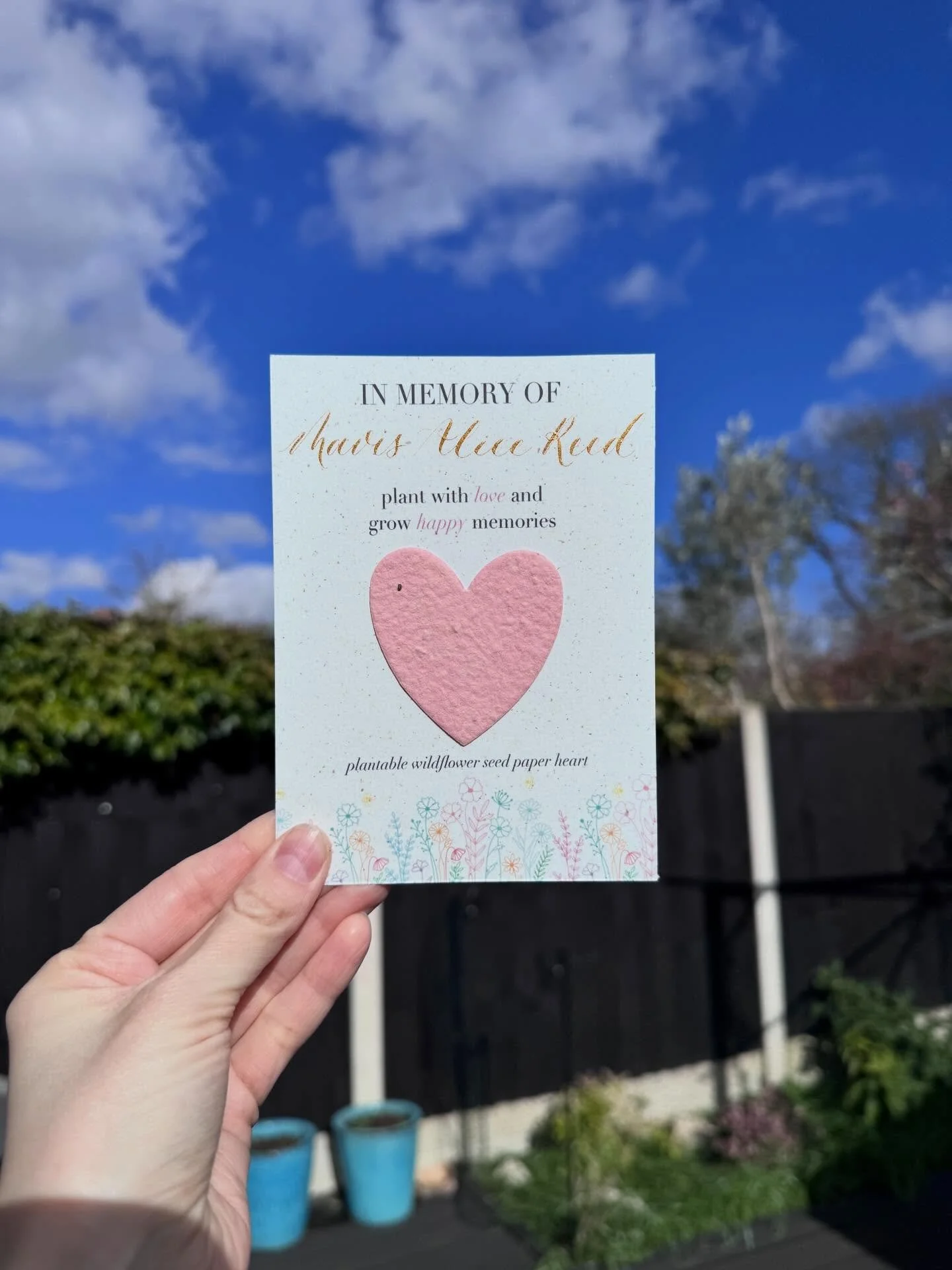 I was honoured to be asked to create these plantable heart &lsquo;In memory of&rsquo; cards last month. 

It meant a lot to be trusted with the task of creating something that holds so much meaning.

&ldquo;Beautiful calligraphy and such beautiful wo