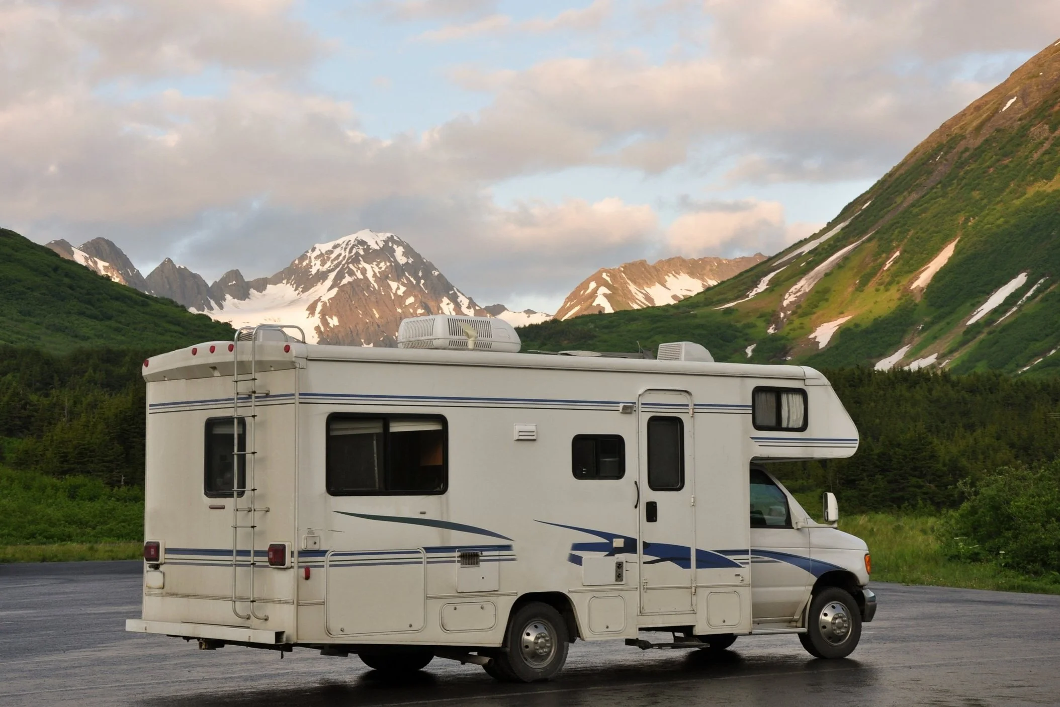 Explore Our RV Restoration and Detailing Work | Rev'ed Up RV Gallery ...