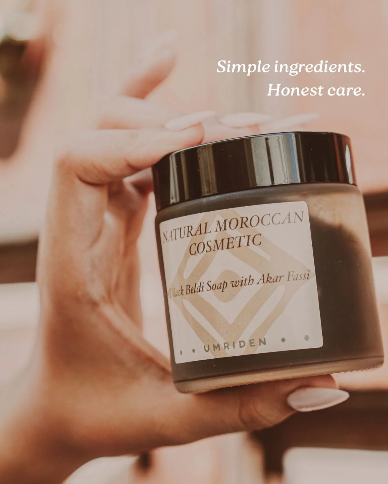 No unnecessary extras.
Just botanicals that speak for themselves.

Pure intention in every jar.