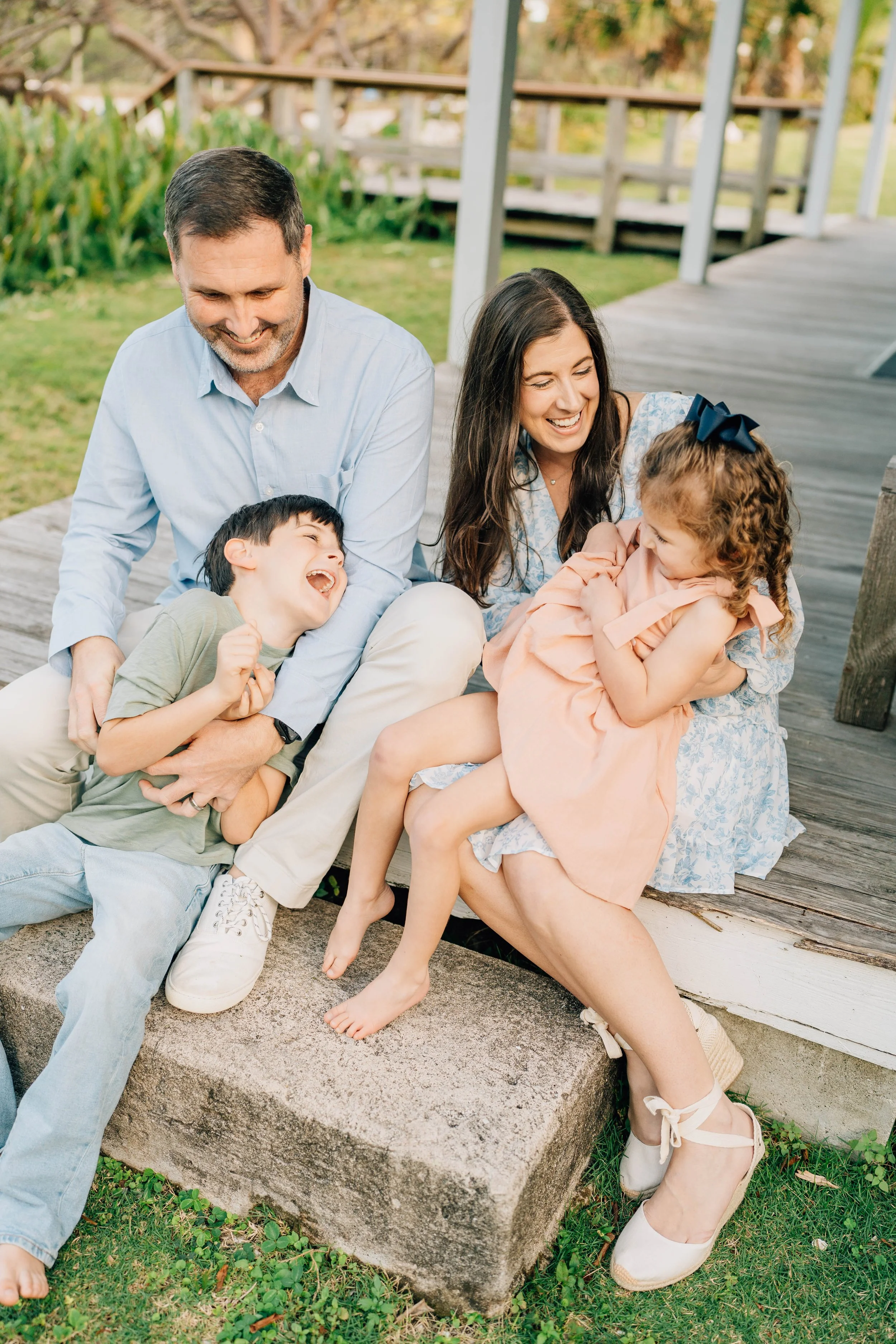 We had family pictures done with Jess and to say our experience was incredible is an understatement.