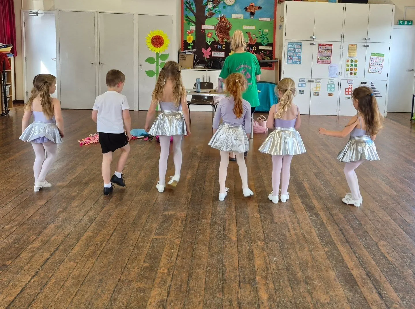 Tiny Tappers were the first children in the school to start work on this years TAPATHON ! 
They did very well 💜
