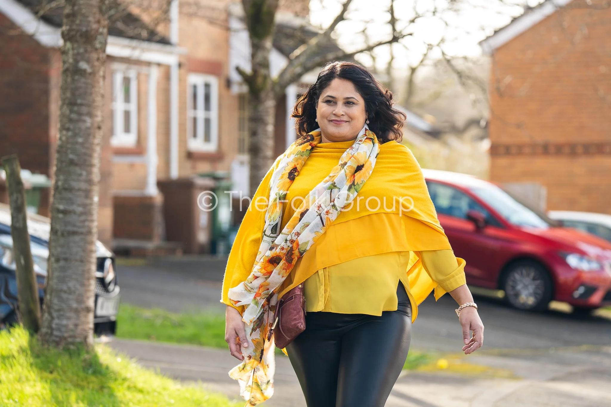 Woman walking-16.jpg