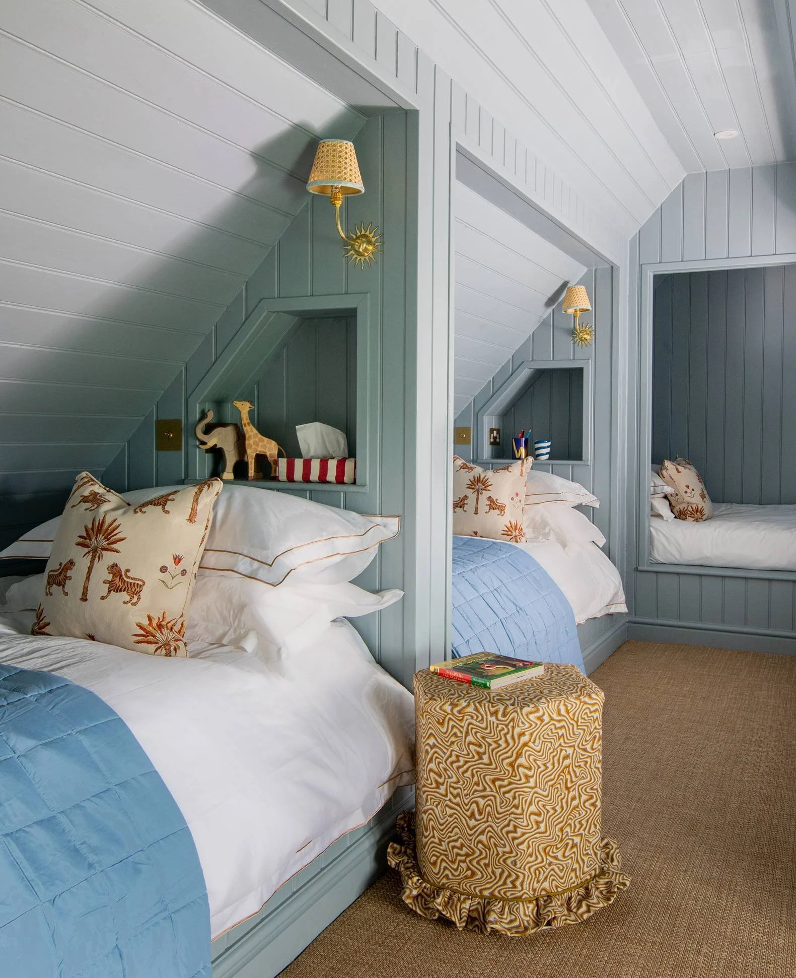 Front cover and slide show .jpg