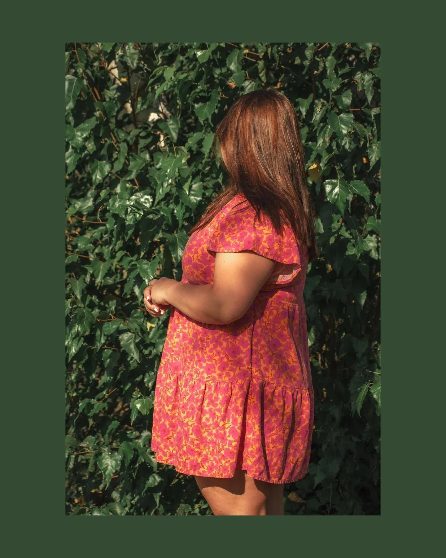 Senior sundayy:) I had so much fun running around with @erink14 !! She is so sweet and so gorgeous too 🫶🏼🫶🏼 

.

.

.

#seniorpictures #senior #2025senior #classof2025 #photographer #newyorkphotographer #portraits