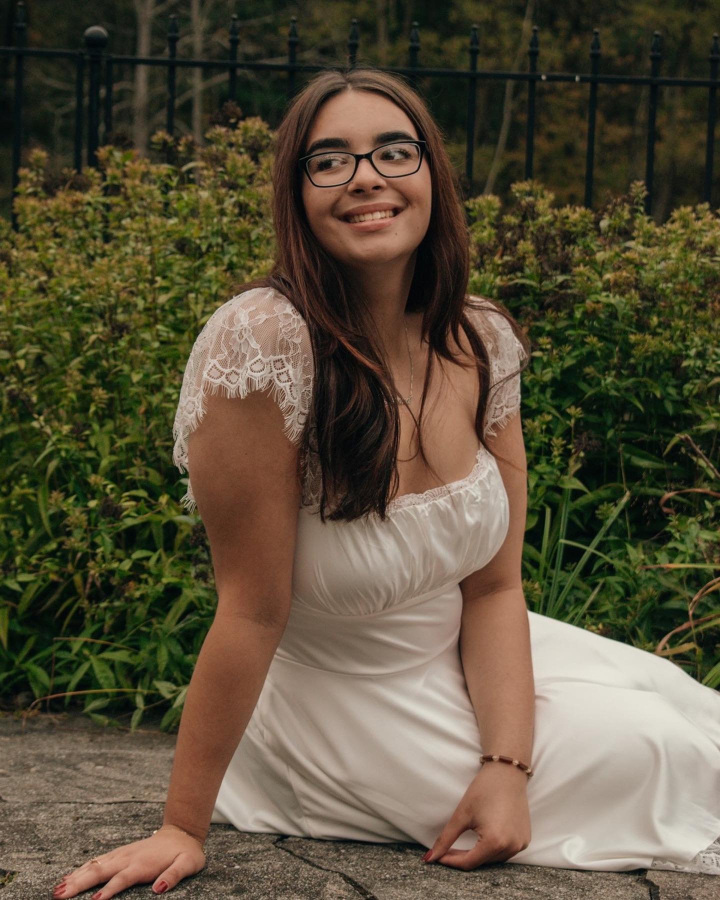 Lenna - Class of 2025 ✨🎓

#senior #classof2025 #photography #portraits #2025senior