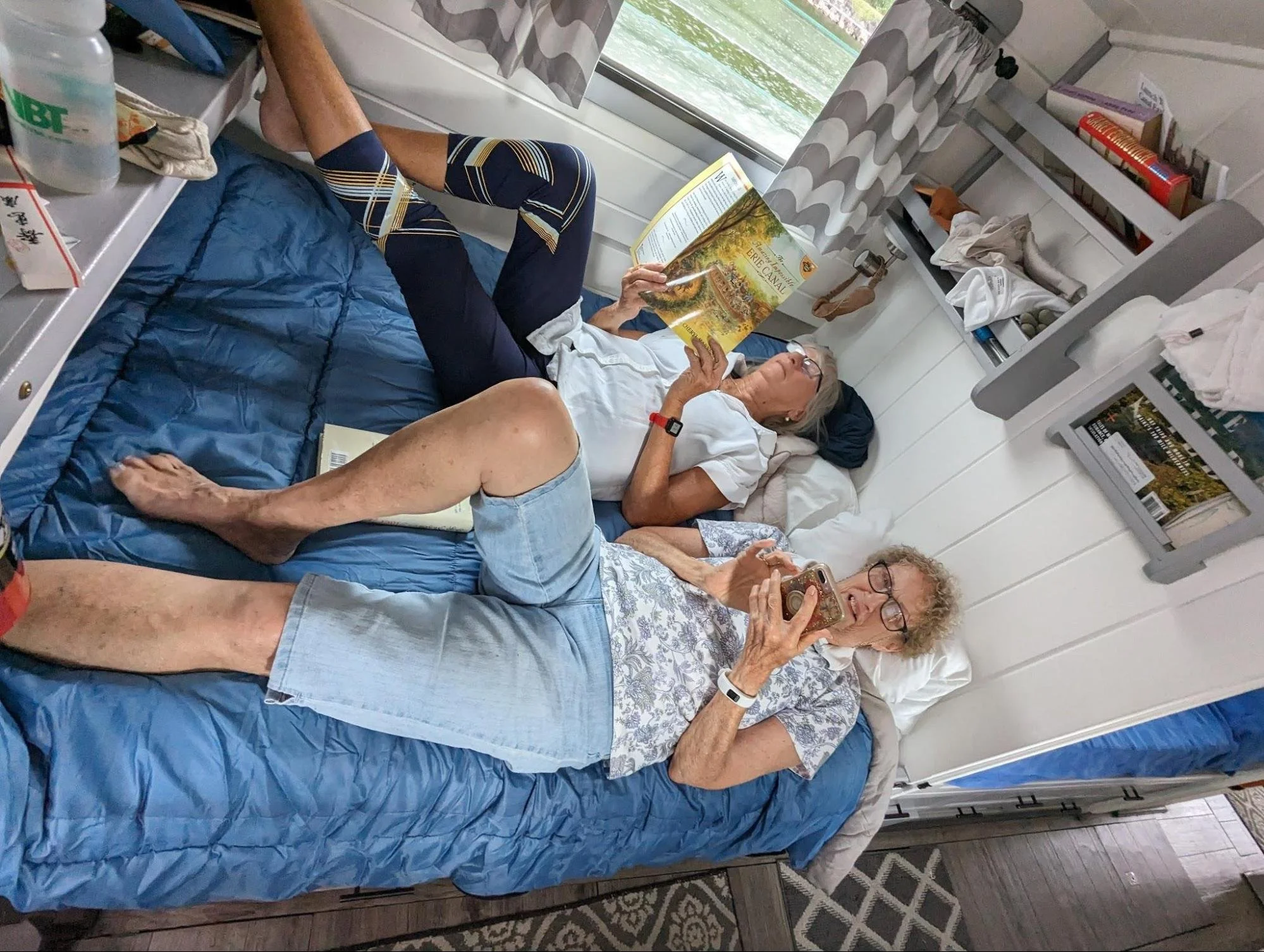 Kathy and Mary Ann chillin’