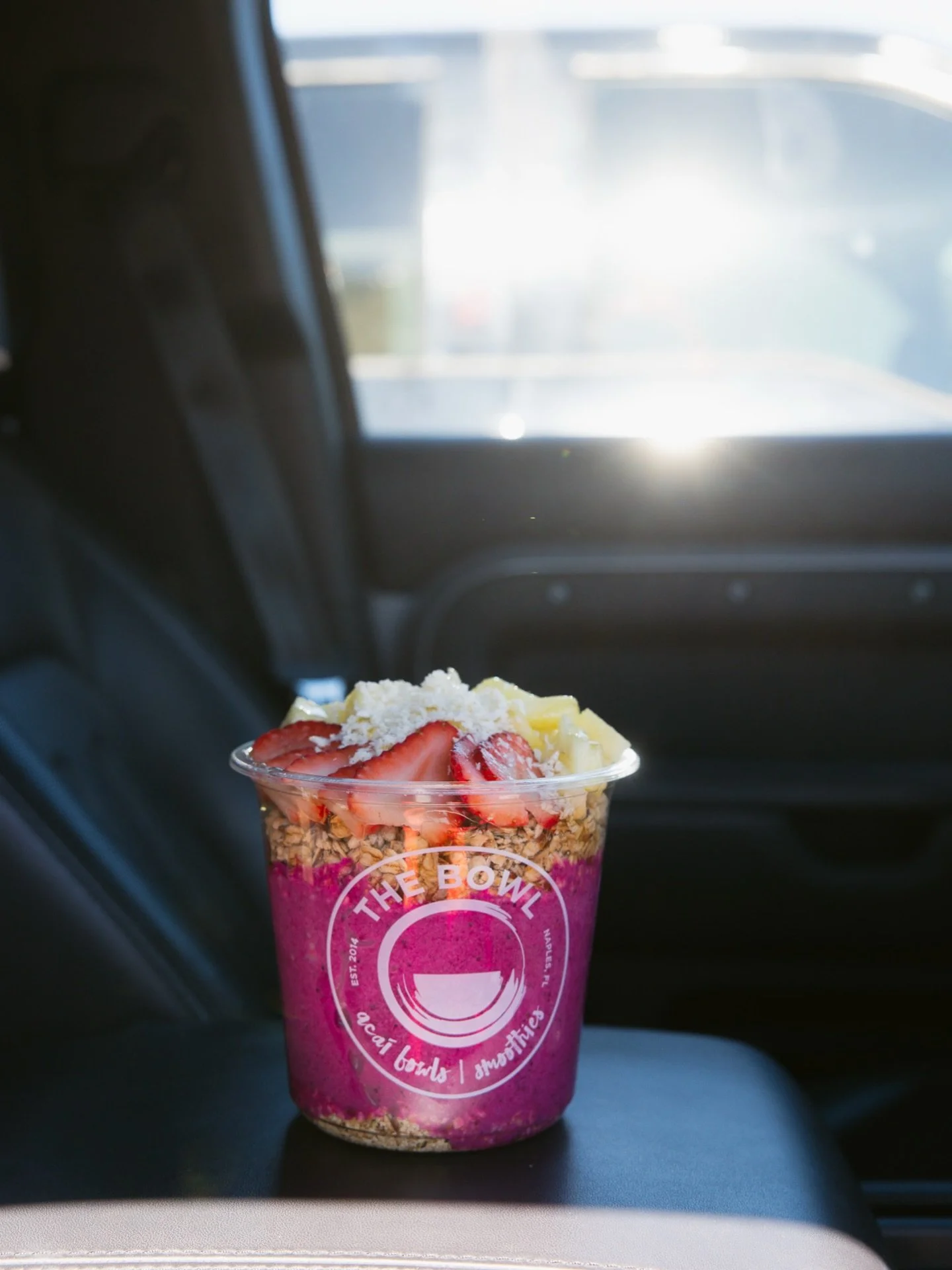 who&rsquo;s grabbing a bowl today in honor of national a&ccedil;a&iacute; bowl day?! 🥣🫐

proud to be serving up your favorite bowls here in southwest florida for the last 10 years&hellip; and many more to come ✌🏼🌴

perfect for here, on the go, at