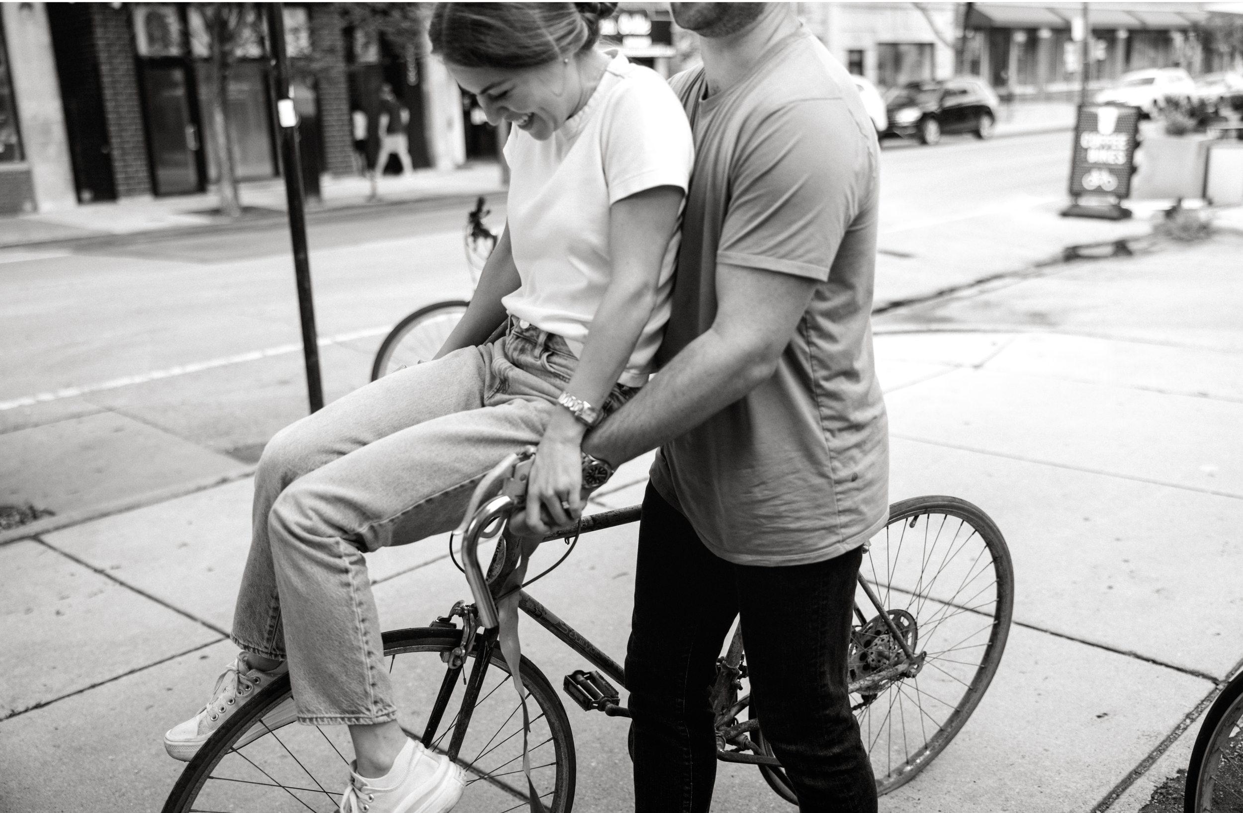 Emma-Knutson-Photography-Chicago-Engagement-A+J--120.png