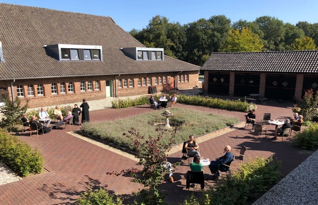 Eenmalige kloosterretraite met Jaap Voigt en Maria van Mierlo in  de Hooischuur van de abdij in Doetinchem.