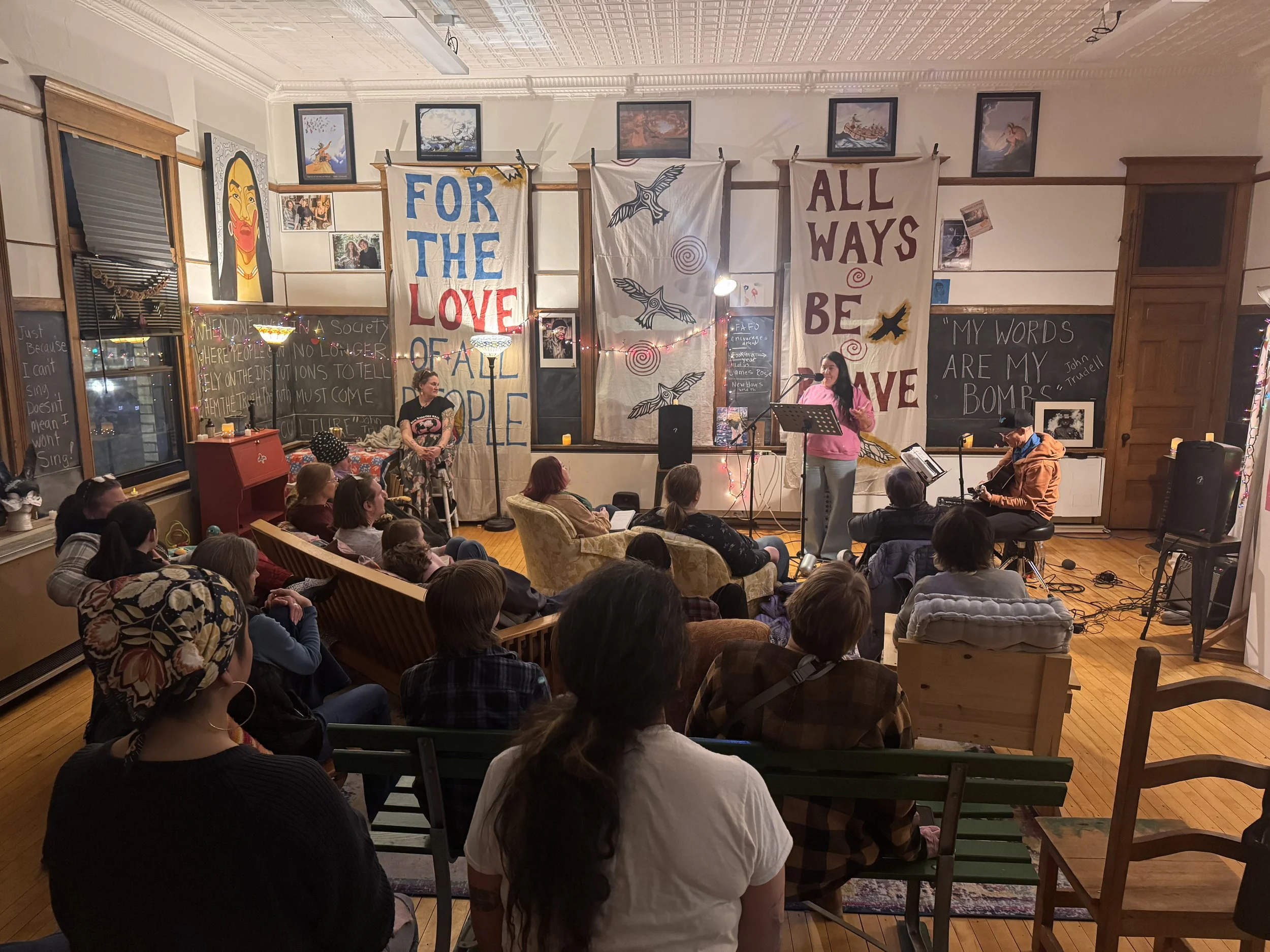 Recap: Poetry and Music with Rosie Peters &amp; JG Everest at Room 203