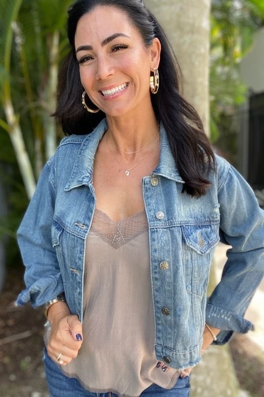 https://shopcuratedcloset.com/wp-content/uploads/2021/10/1.jpg