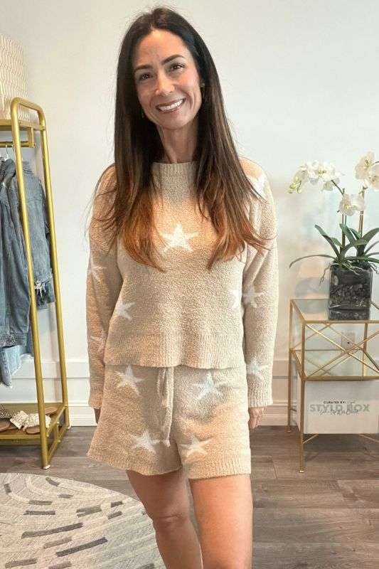 https://shopcuratedcloset.com/wp-content/uploads/2023/12/CC-Gallery-Photos-1.jpg