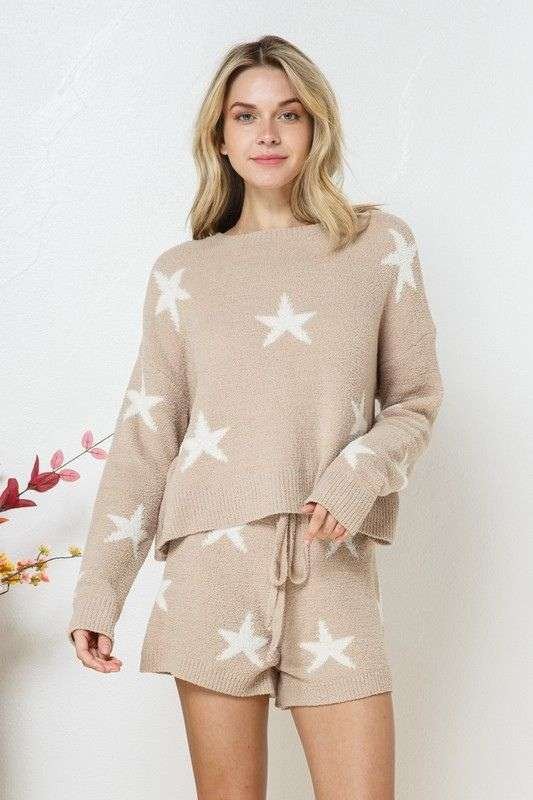 https://shopcuratedcloset.com/wp-content/uploads/2023/12/star-loungewear-1.jpg