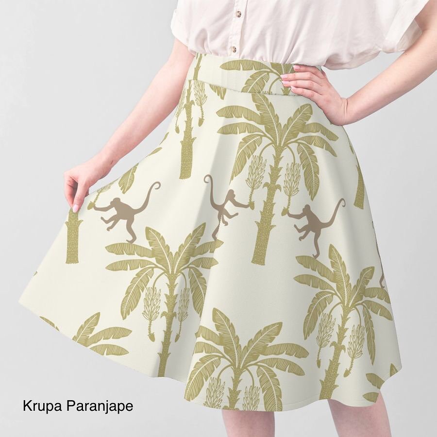Tropical monkeys and banana plant print perfect for summer skirts or dress! 

#summerprints #monkeys #tropicalprint #printpattern #aboutpattern #patternobserver #printdesigner #surfacedesigner #summerdress #spoonflower #fabrics #printandpattern #boho