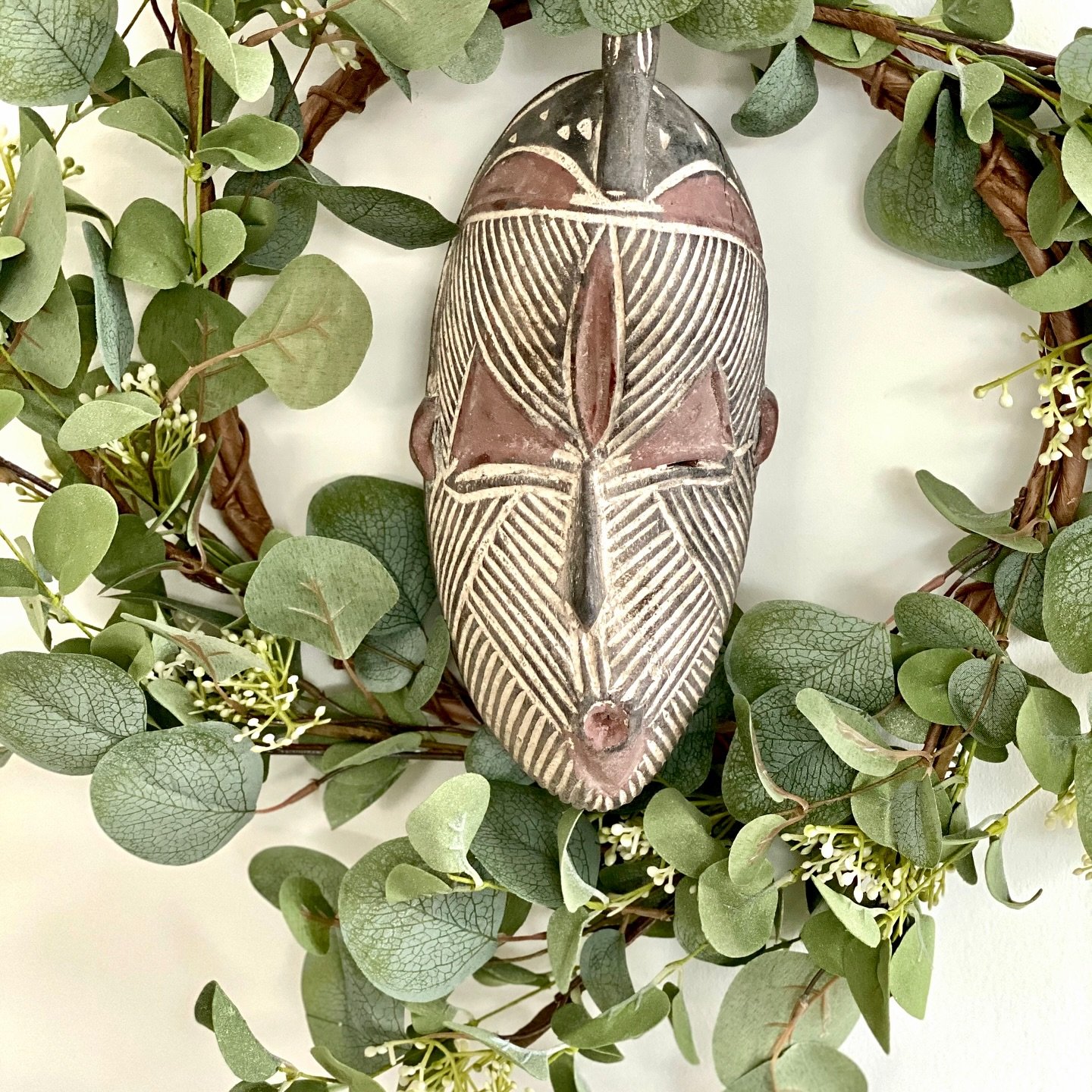 Happy Kwanzaa! This is the season to restore ourselves in unity and collective responsibility. A few years back we sat down with our friend, @christopher.harrison.1, an expert in African American social philosophies, to discuss the history of Kwanzaa