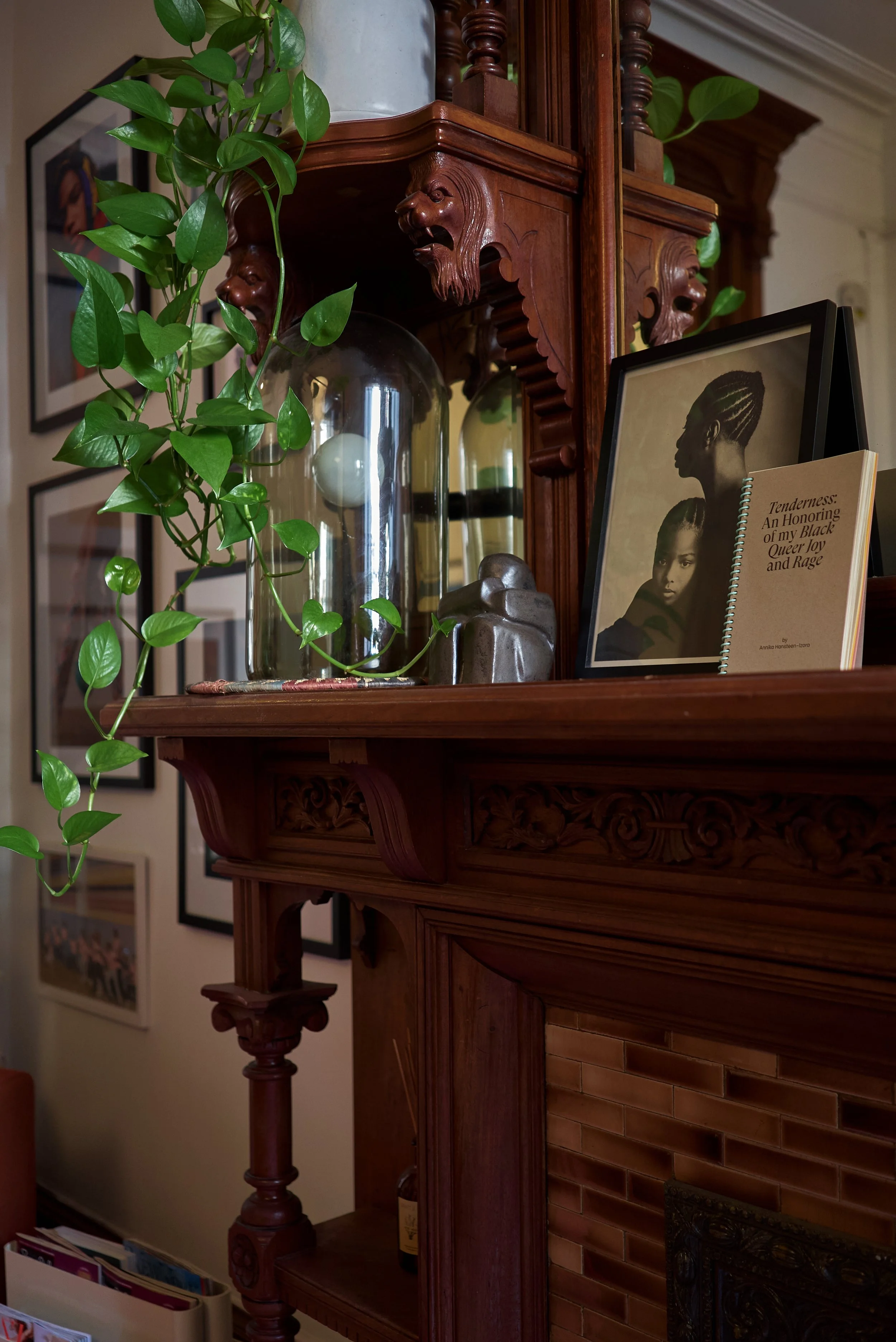4_Original_NajAustin_MelanieReiders_Mantle.jpg