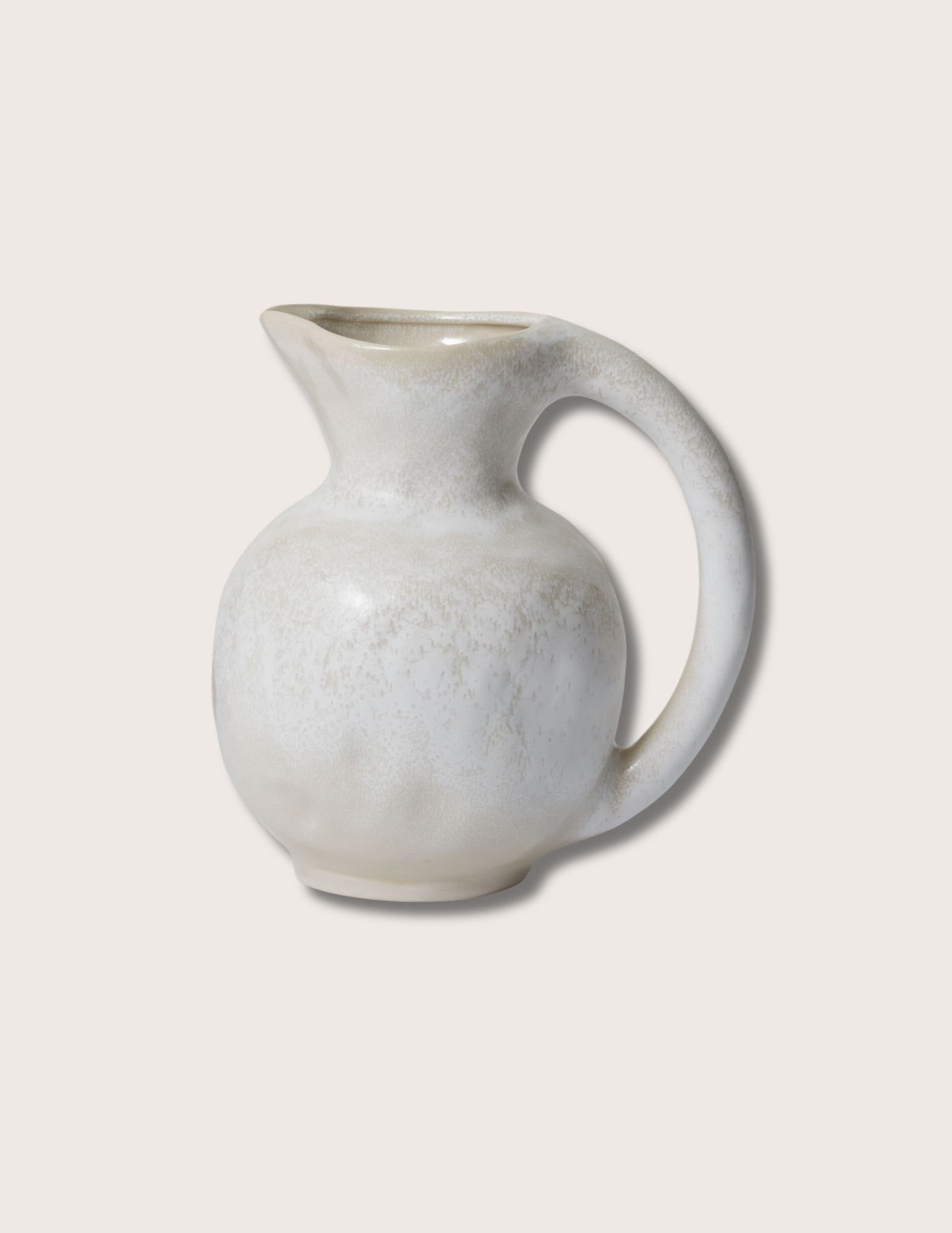 ashen pitcher.jpg