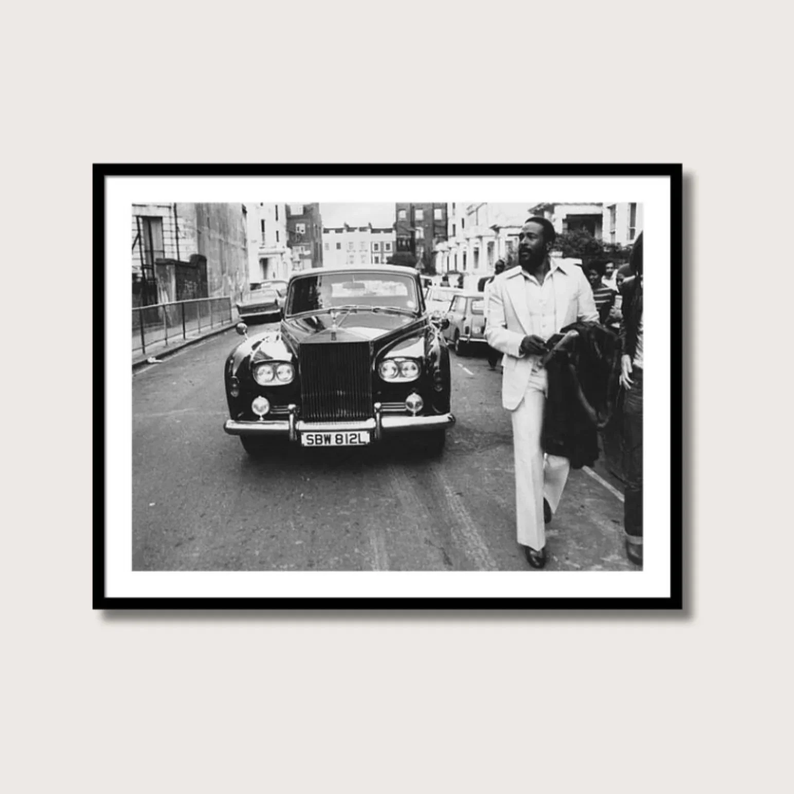 Strolling Soul Singer