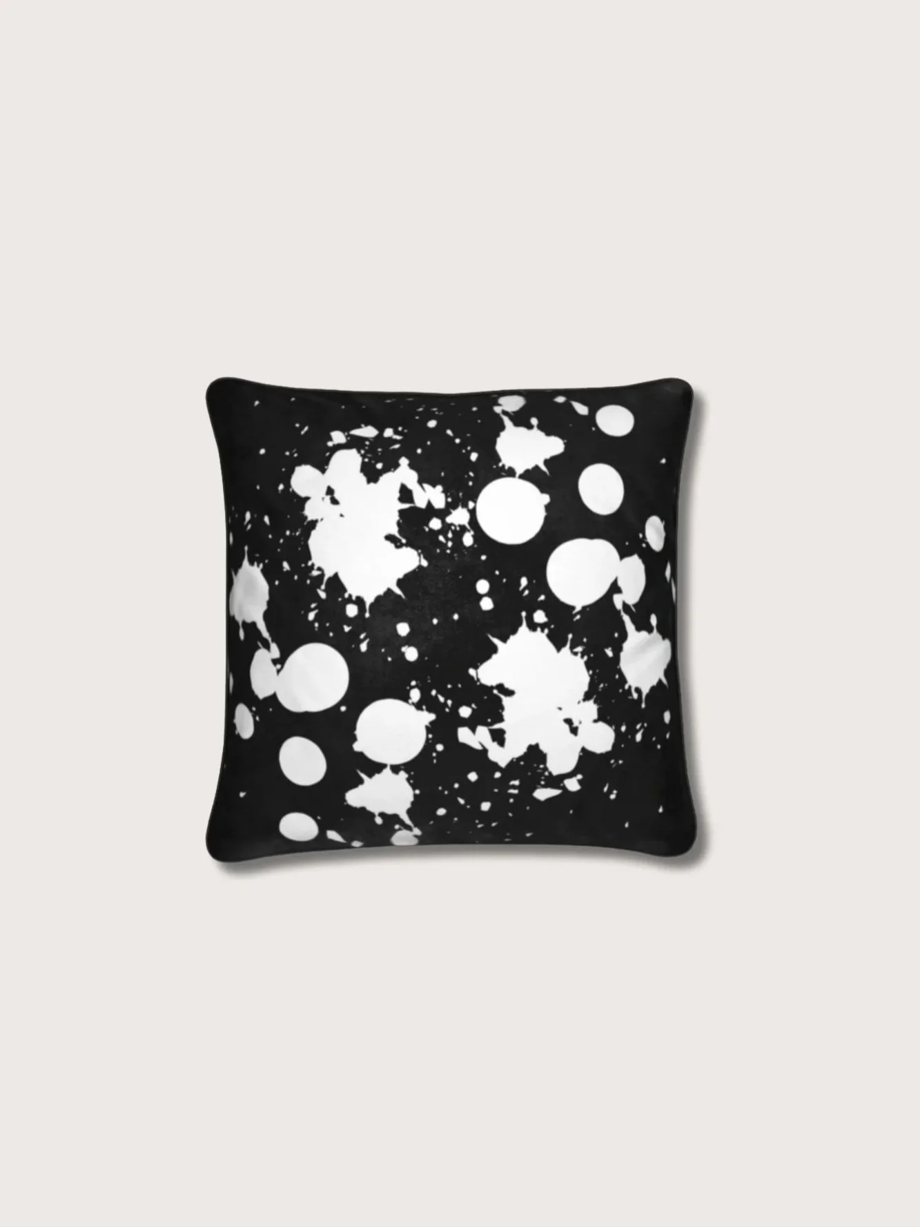 Ryt Ebony Pillow