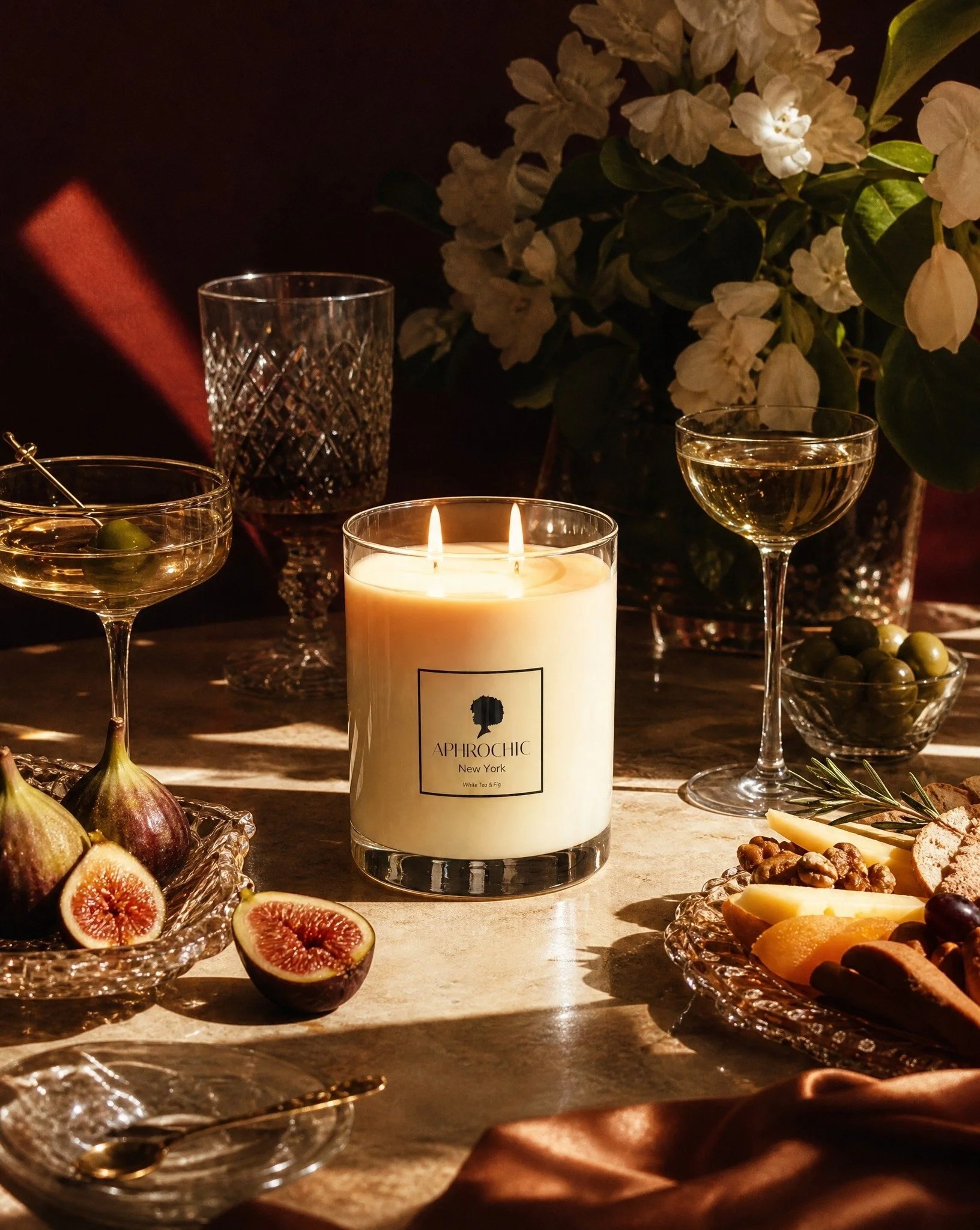 white tea & fig candle.jpg
