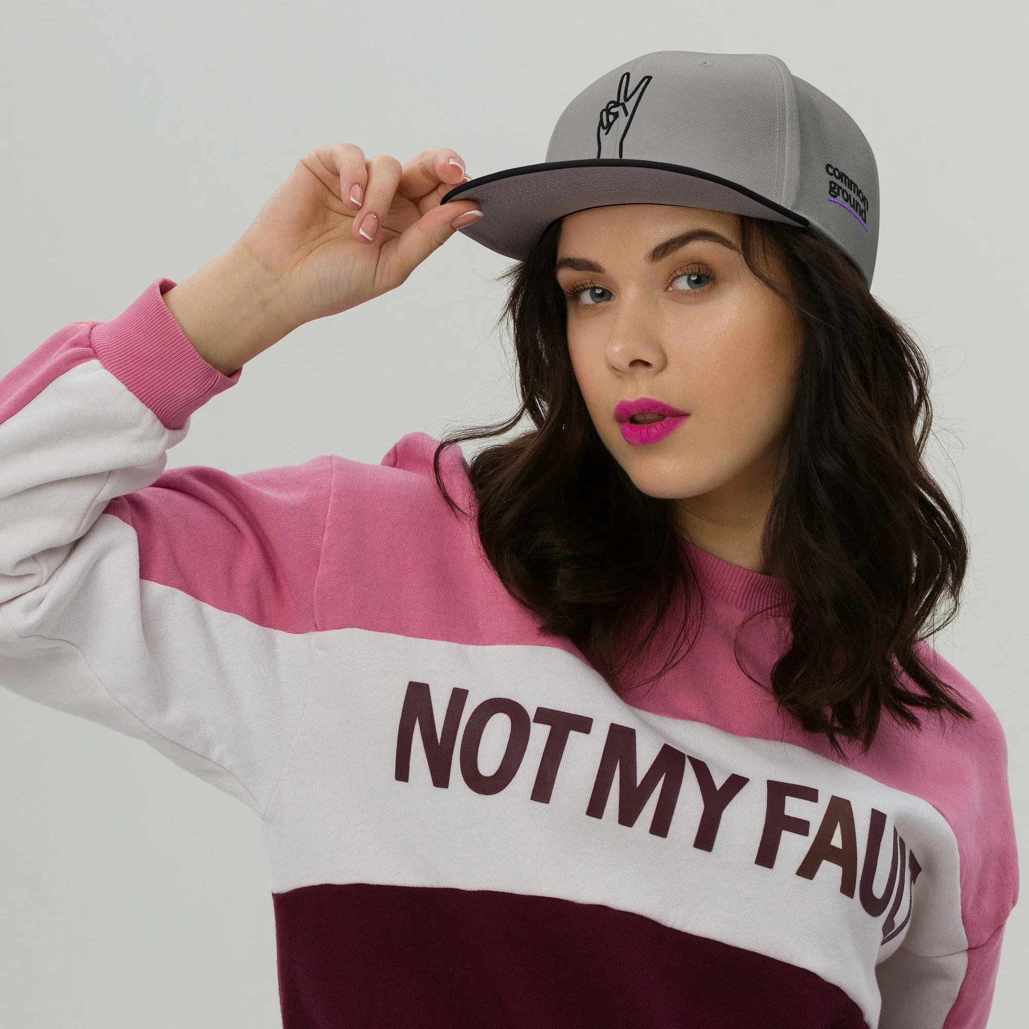 snapback-black-gray-gray-front-69fb1434782f3.jpg