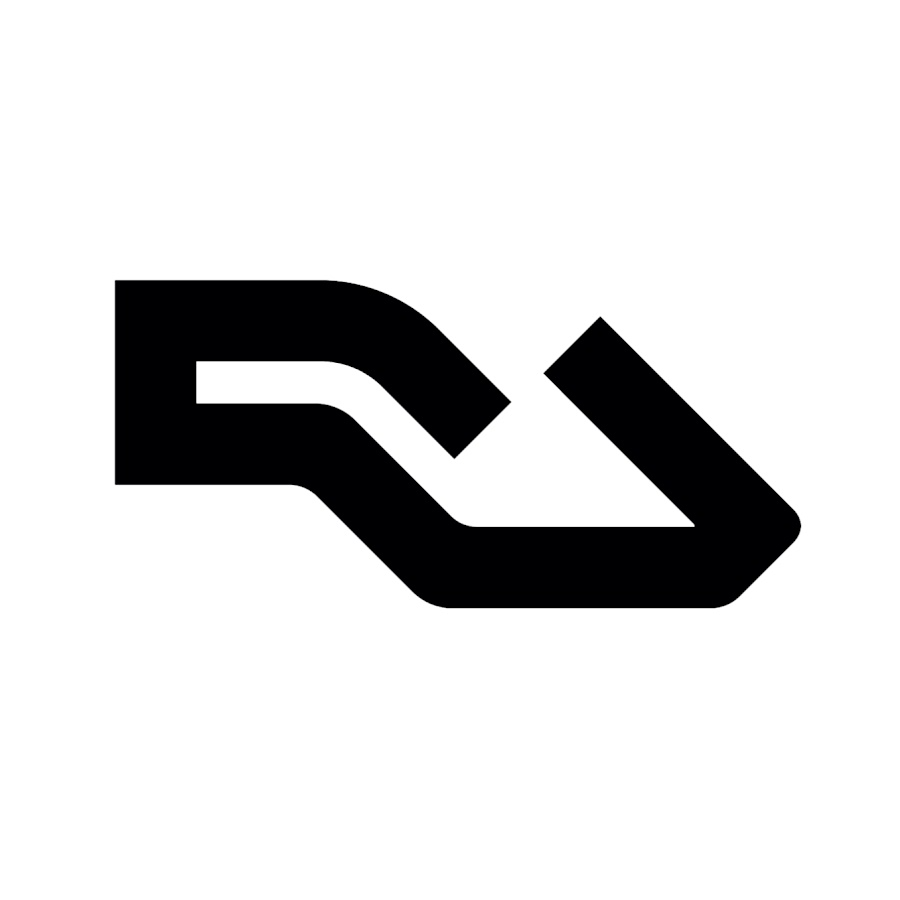 Resident Advisor.png