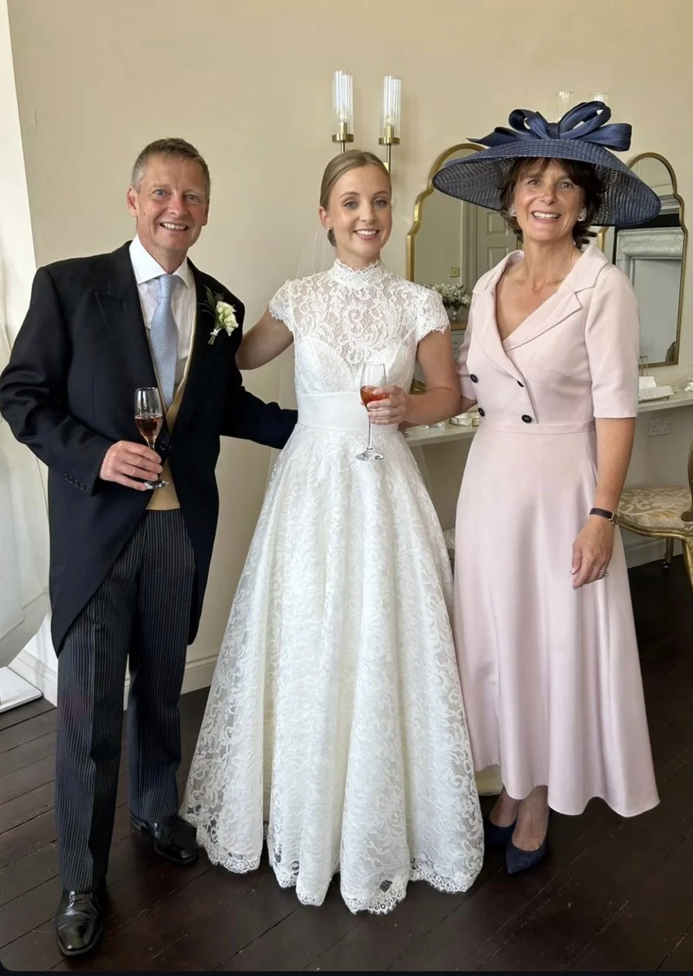 Mother-Of-The-Bride Headpiece
