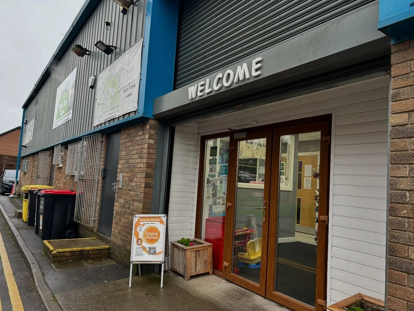 We had a lovely time with @nia.singingmamas.glamorgan on Wednesday! 

Such a calming and uplifting singing session together. We&rsquo;re not sharing videos this time to make sure everyone felt comfortable and included, but the harmonies were truly ma